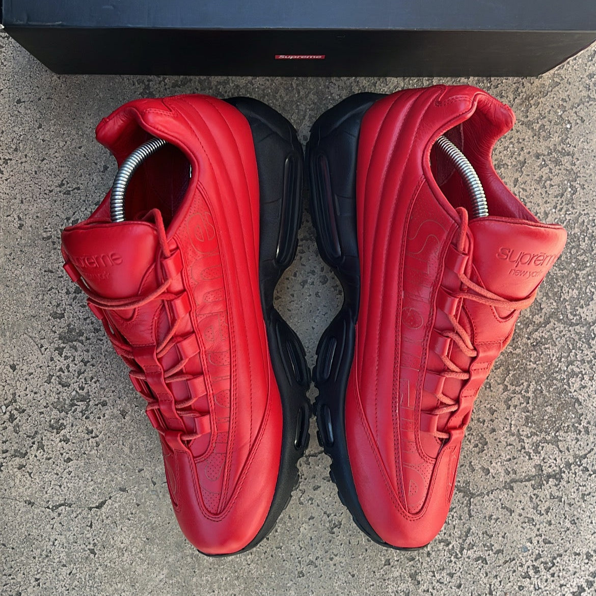 Air Max 95 Supreme Red - EU44.5 / US10.5 / UK9.5