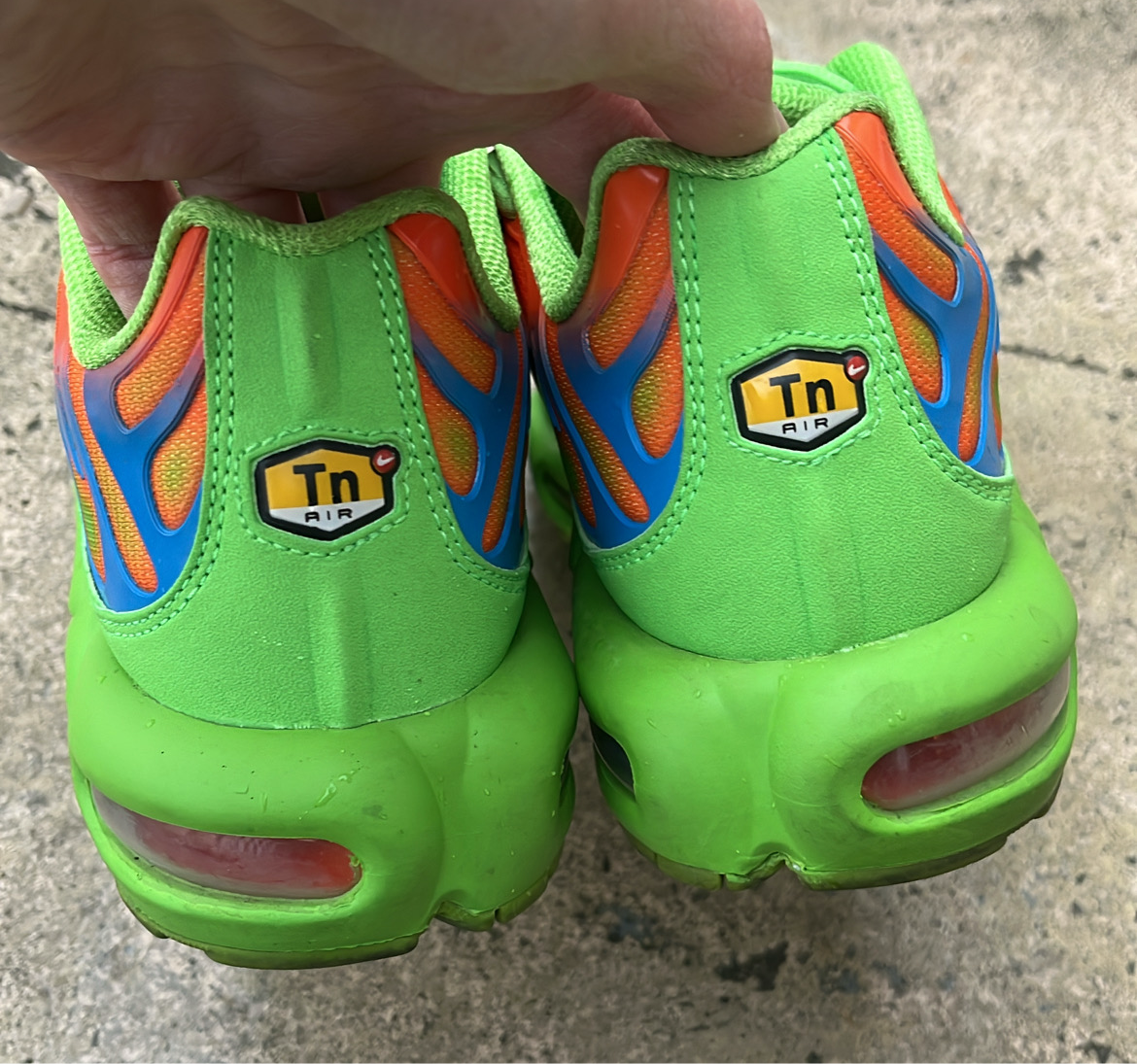Tn Supreme Green - EU42 / US8.5 / UK7.5