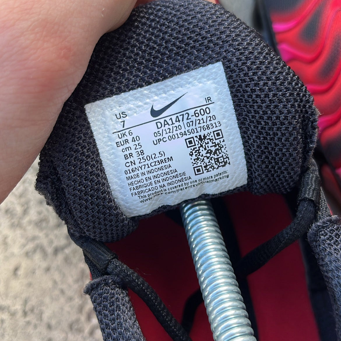 Tn Supreme Red - EU40 / US7 / UK6