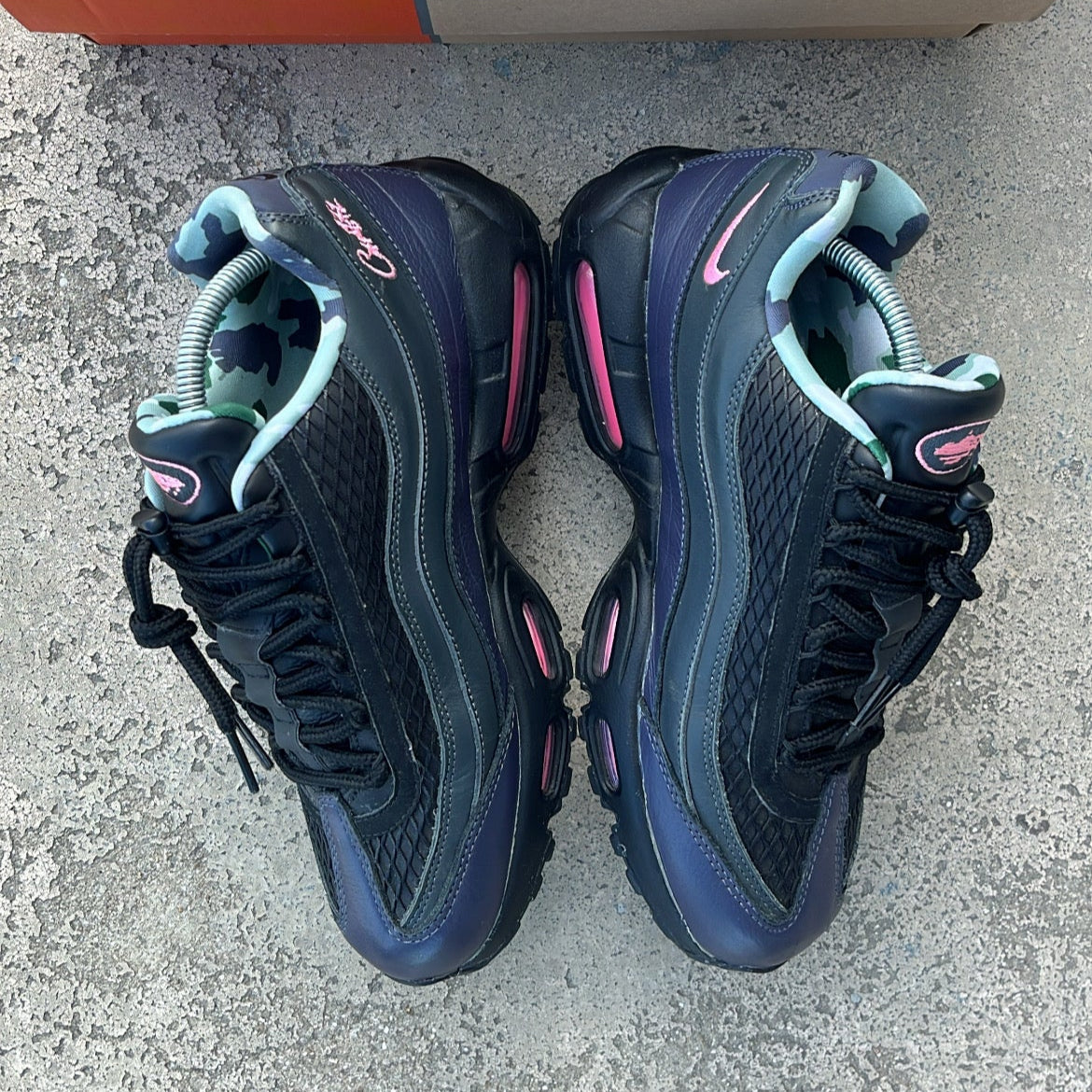 Air Max 95 Corteiz Pink Beam - EU42.5 / US9 / UK8