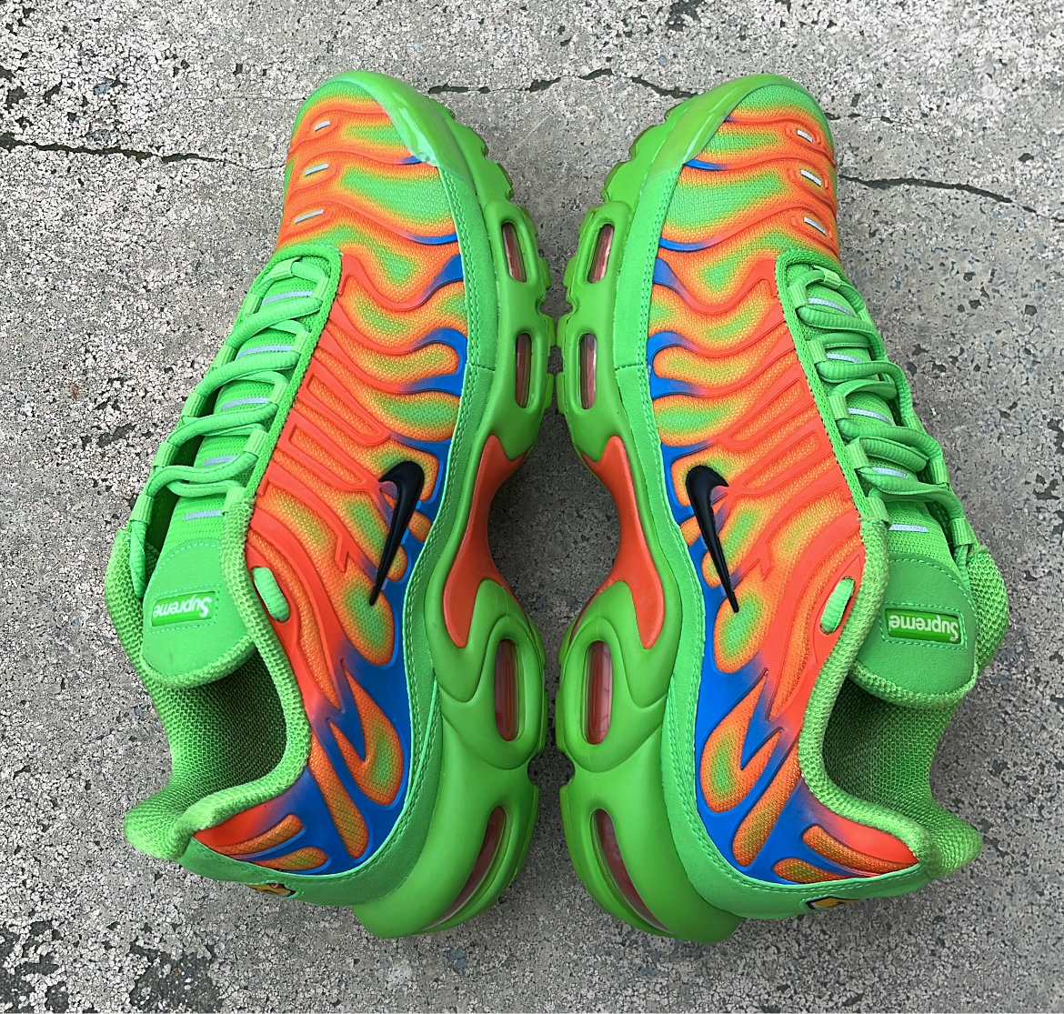 Tn Supreme Green - EU42 / US8.5 / UK7.5