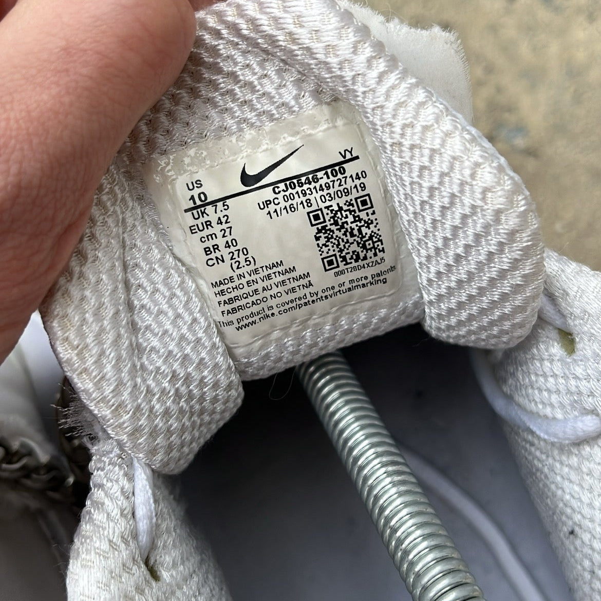 Shox CDG White - EU42 / US8.5 / UK7.5