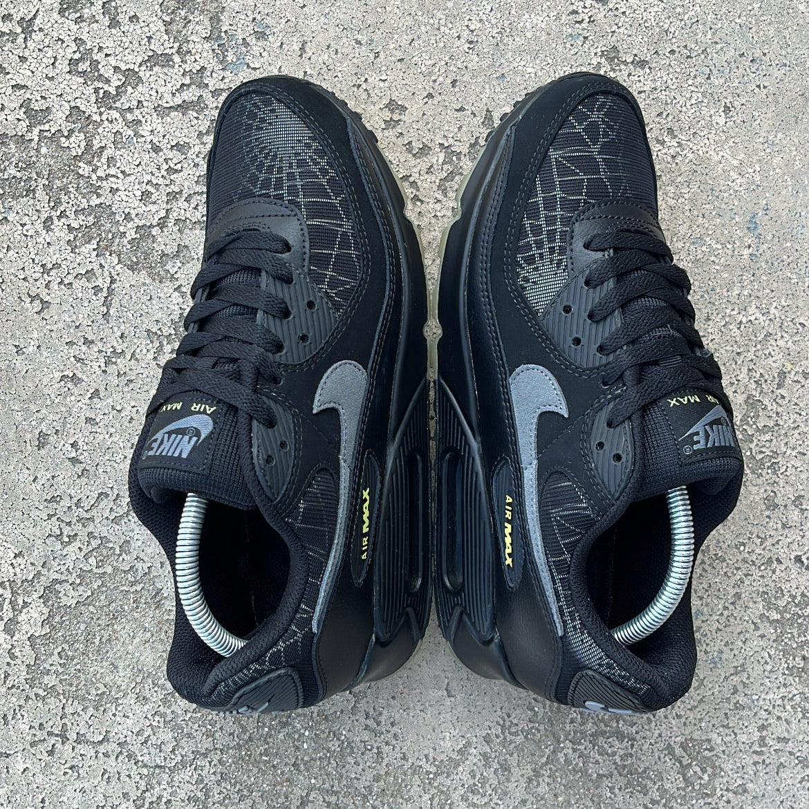 Air Max 90 Halloween - EU42.5 / US9 / UK8