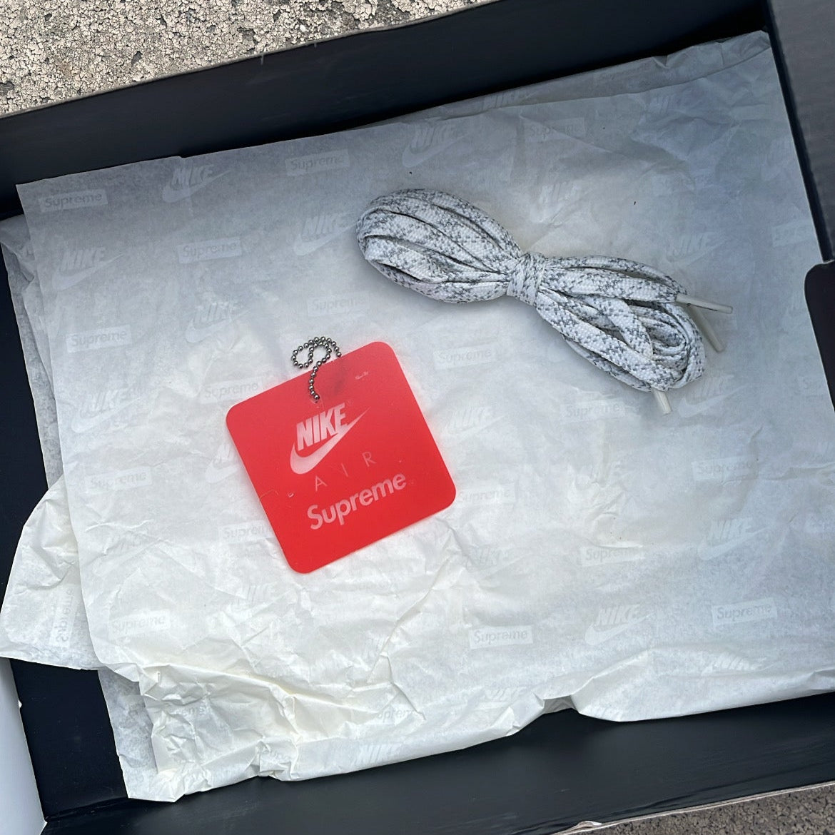Air Max 98TL Supreme White - EU43 / US9.5 / UK8.5