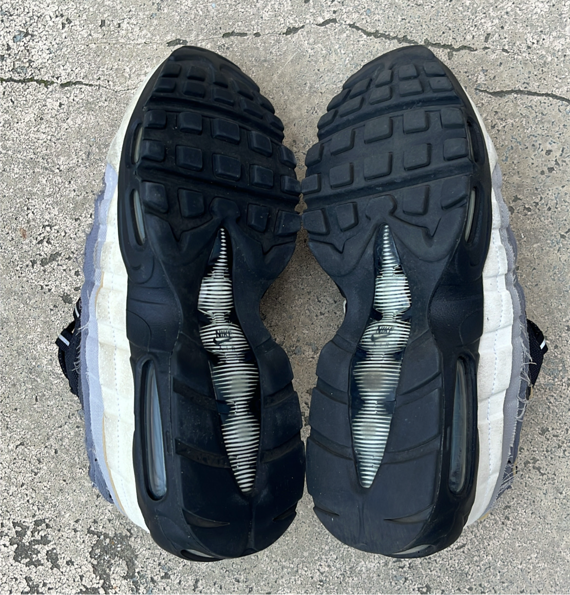Air Max 95 CDG Grey - EU42,5 / US 9 / UK8