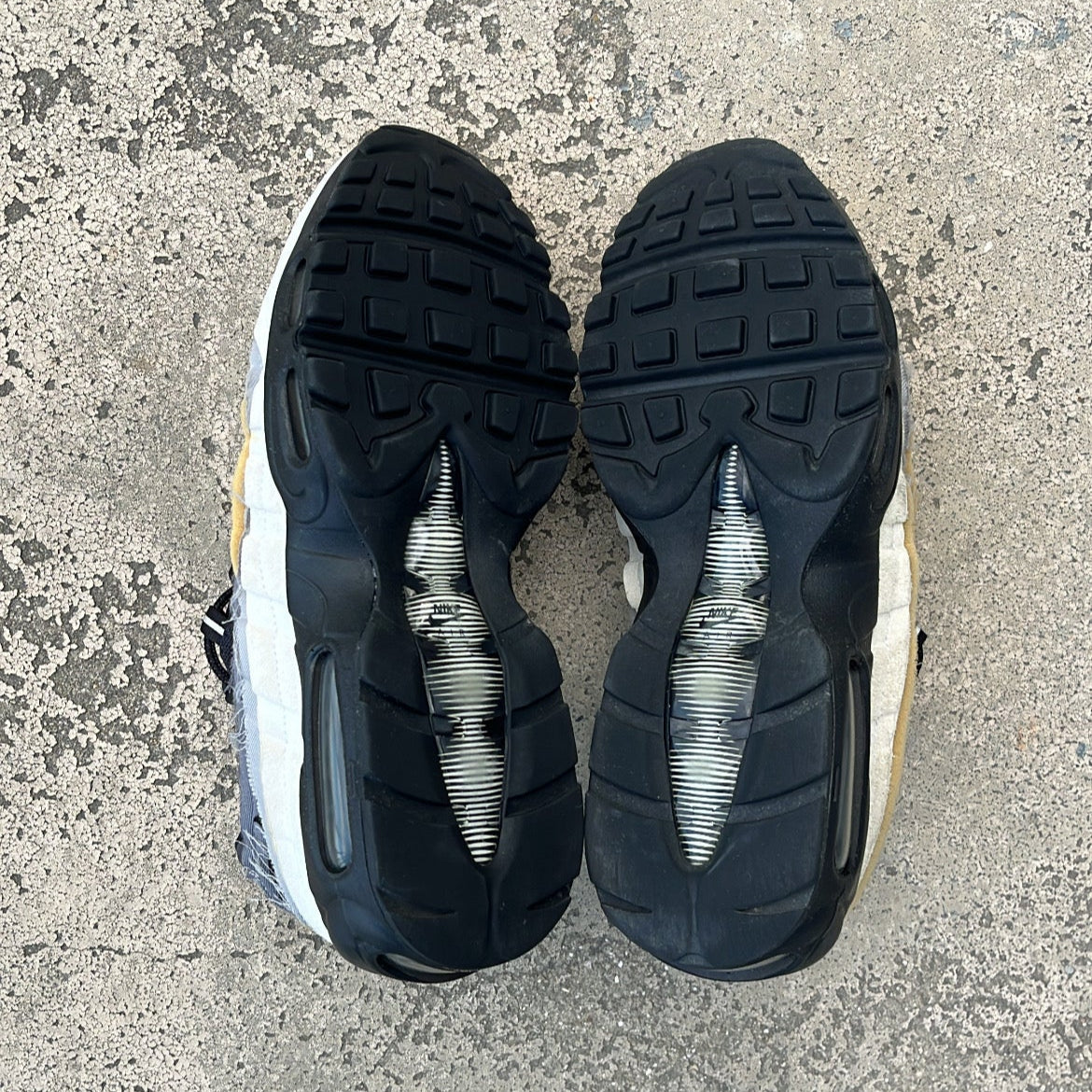 Air Max 95 CDG Grey - EU44 / US10 / UK9