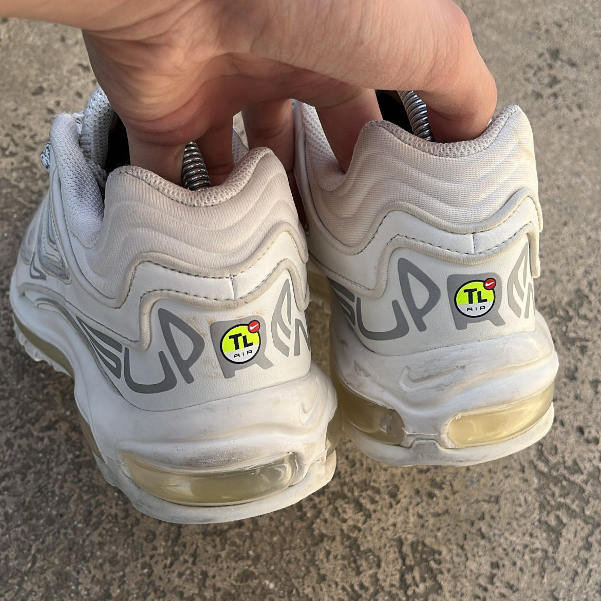 Air Max 98TL Supreme White - EU42.5 / US9 / UK8