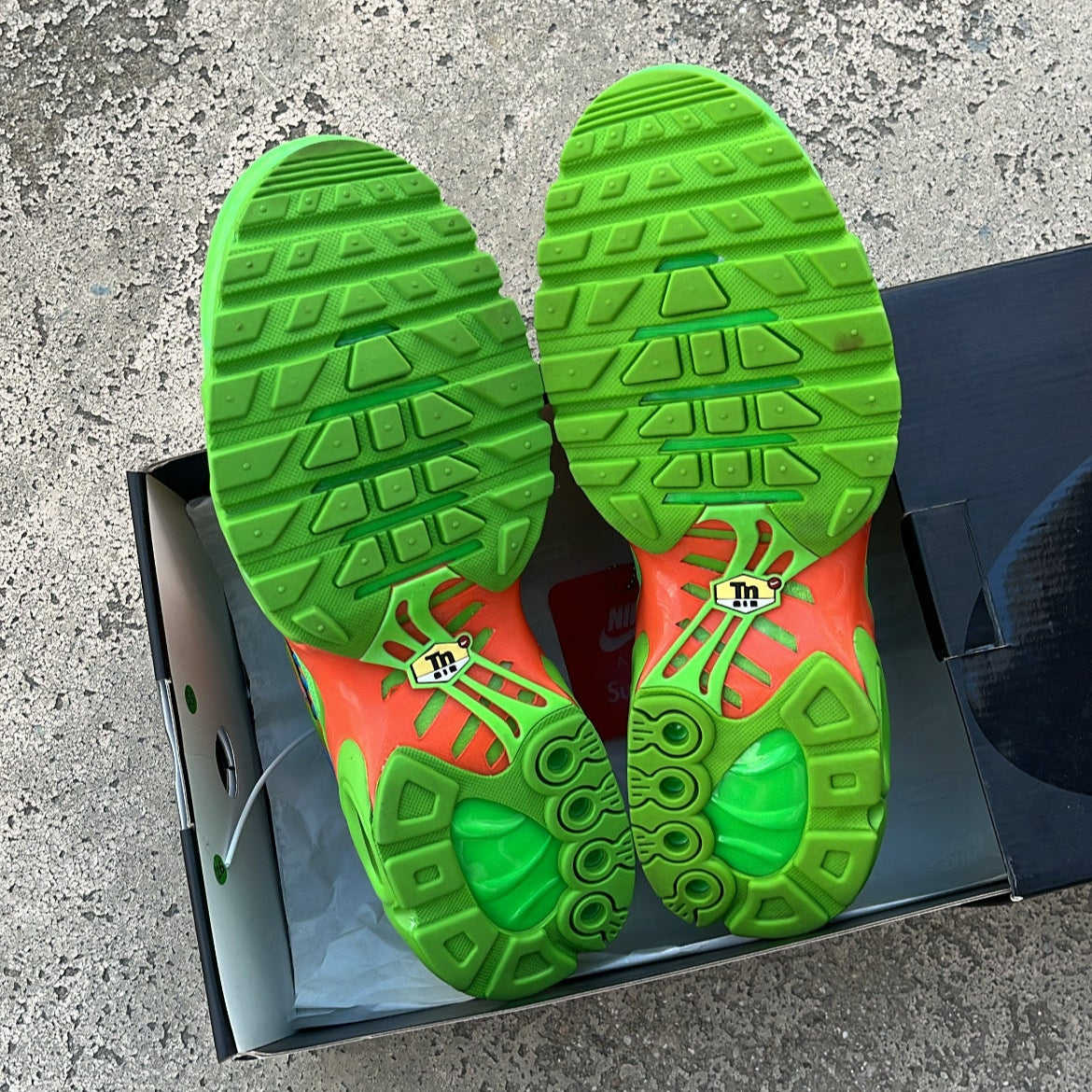 Tn Supreme Green - EU42 / US8.5 / UK7.5
