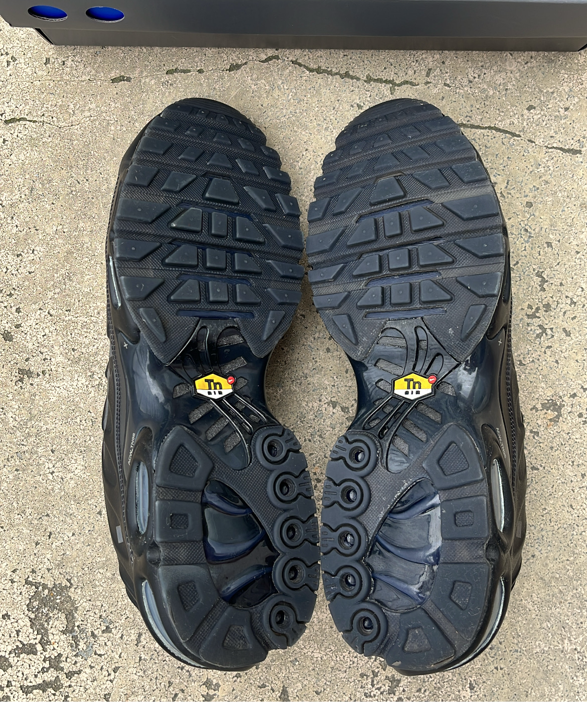 TN A Cold Wall Black - EU45.5 / US11.5 / UK10.5