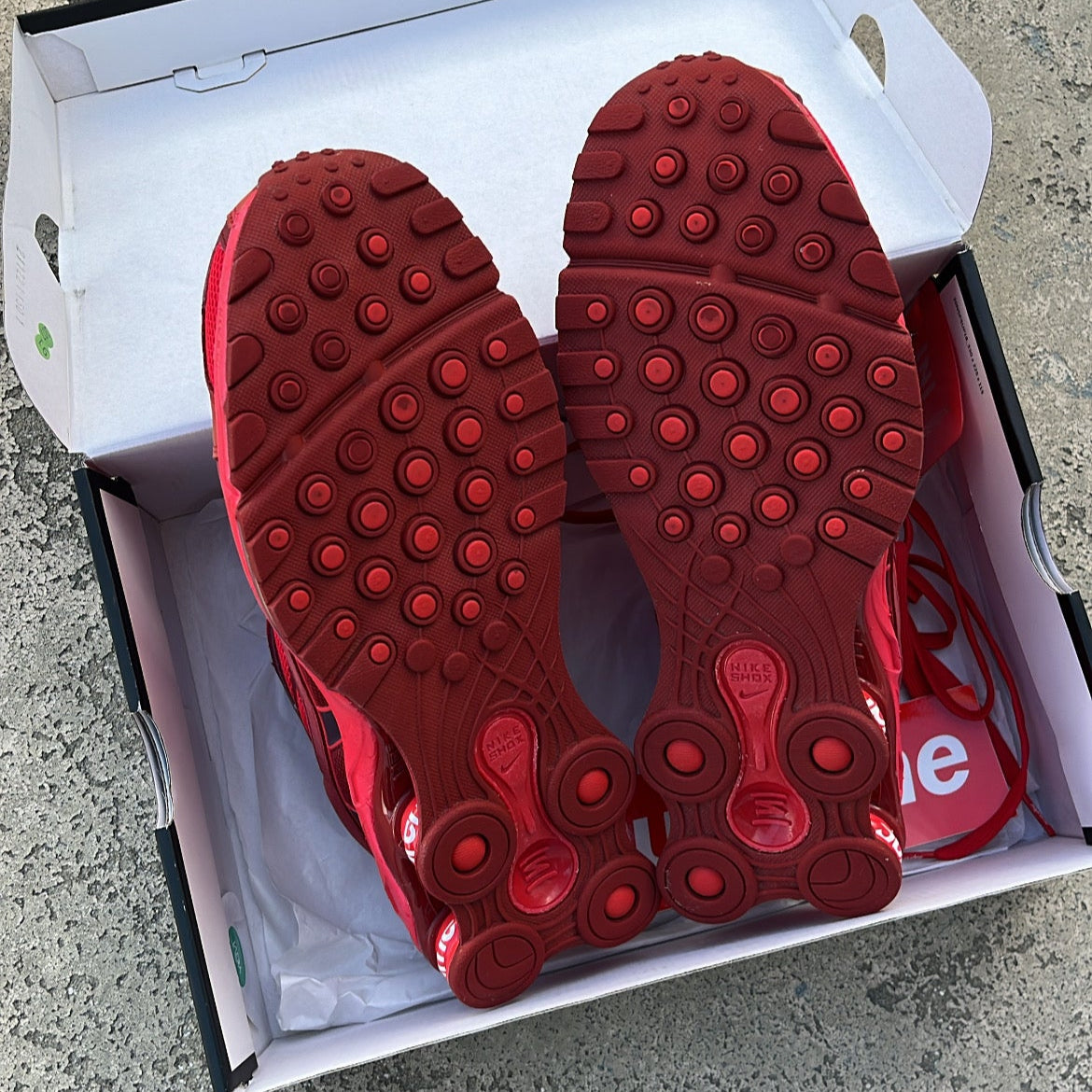 Shox Supreme Red - EU44 / US10 / UK9