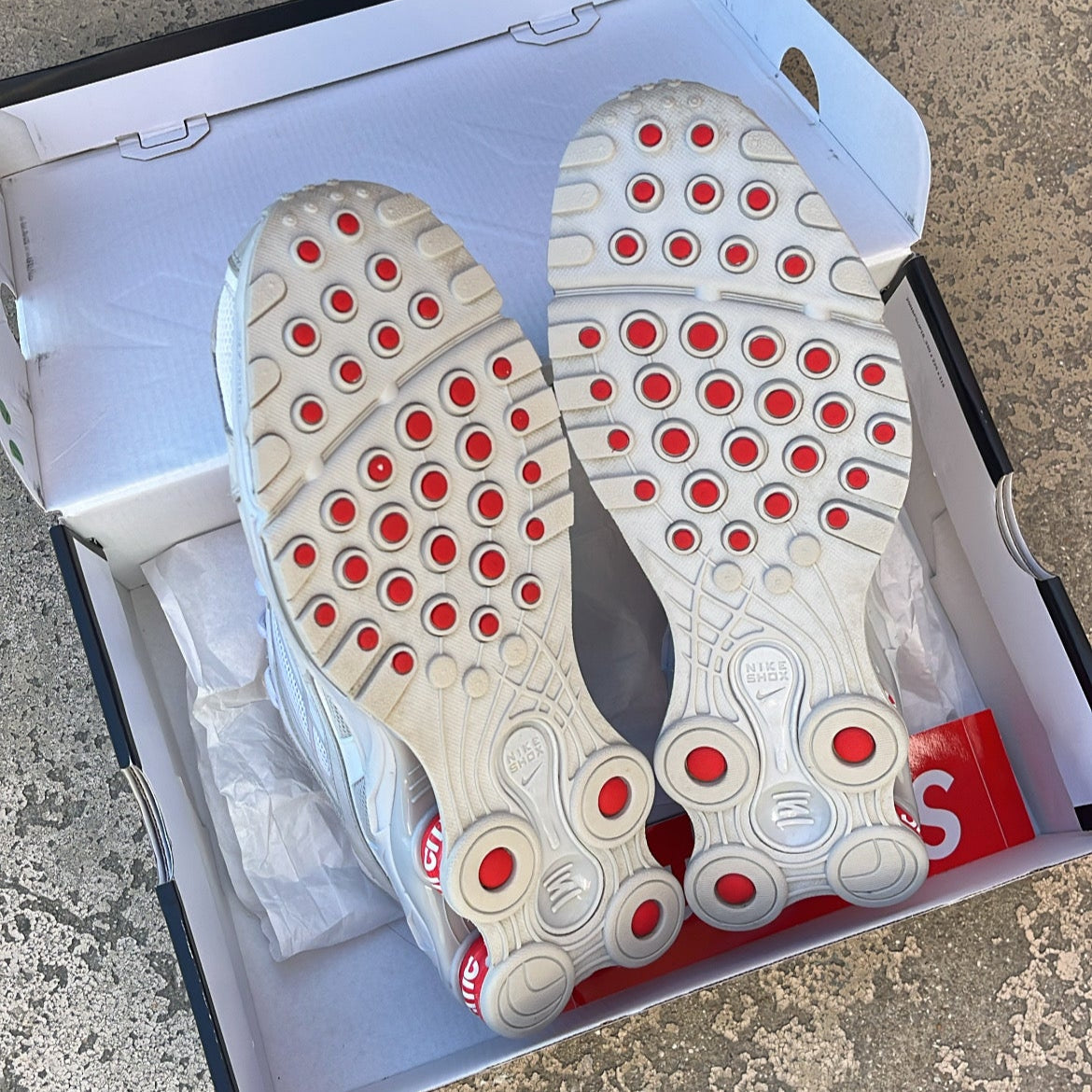Shox Supreme White - EU43 / US9.5 / UK8.5