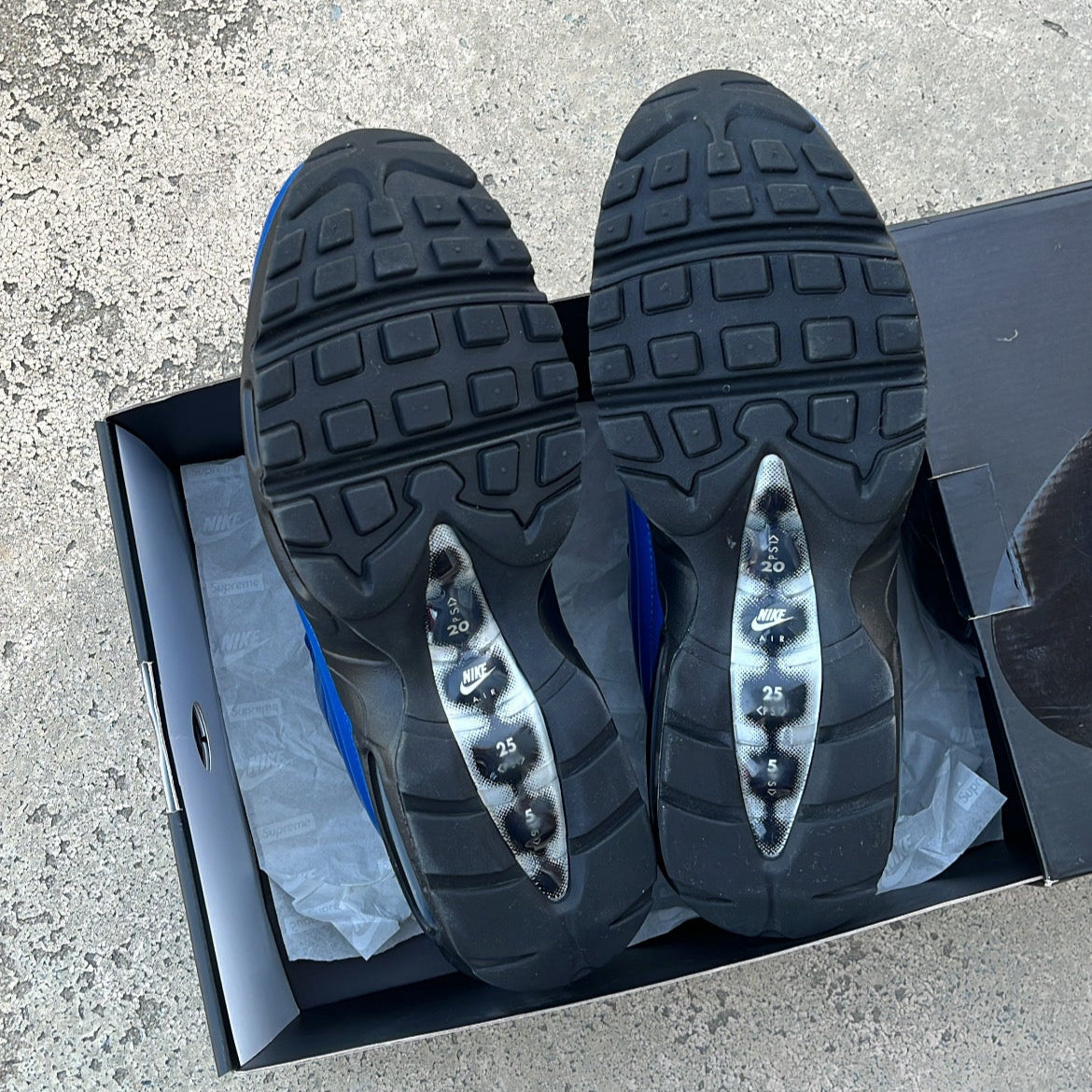 Air Max 95 Supreme Blue - EU43 / US9.5 / UK8.5