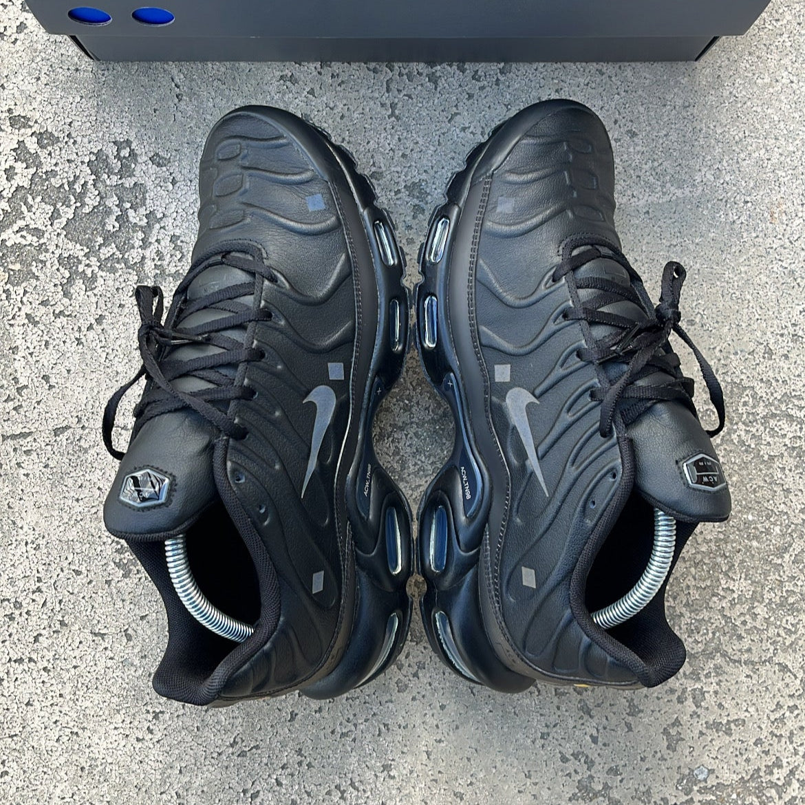 TN A Cold Wall Black - EU42.5 / US9 / UK8