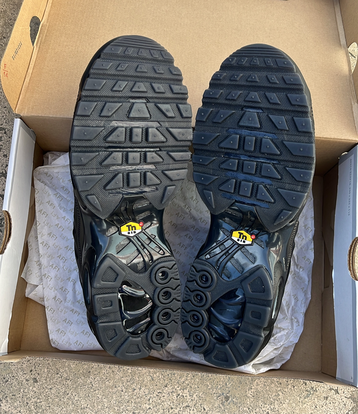 TN A Cold Wall Black - EU42.5 / US9 / UK8