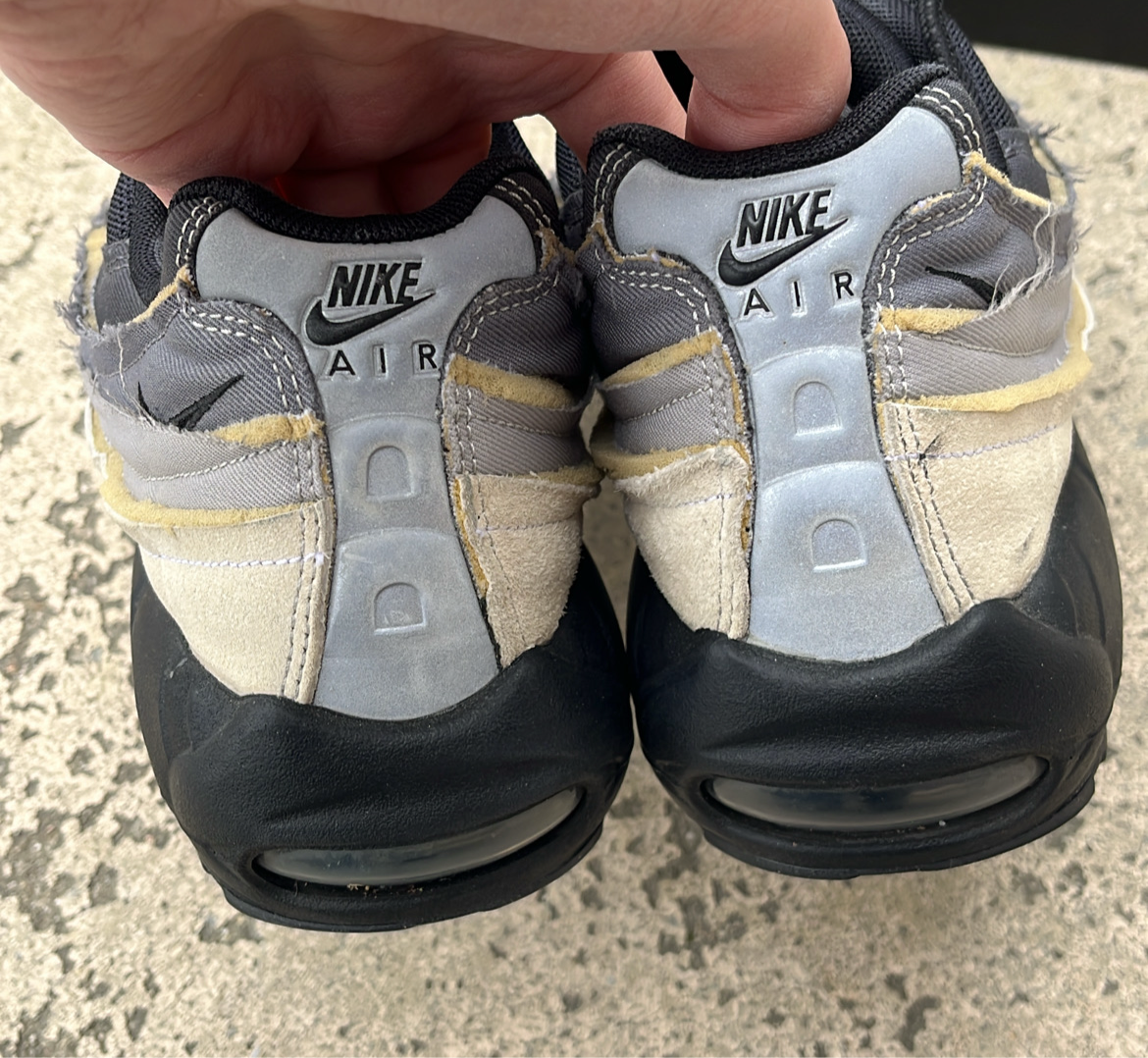 Air Max 95 CDG Grey - EU42.5 / US9 / UK8
