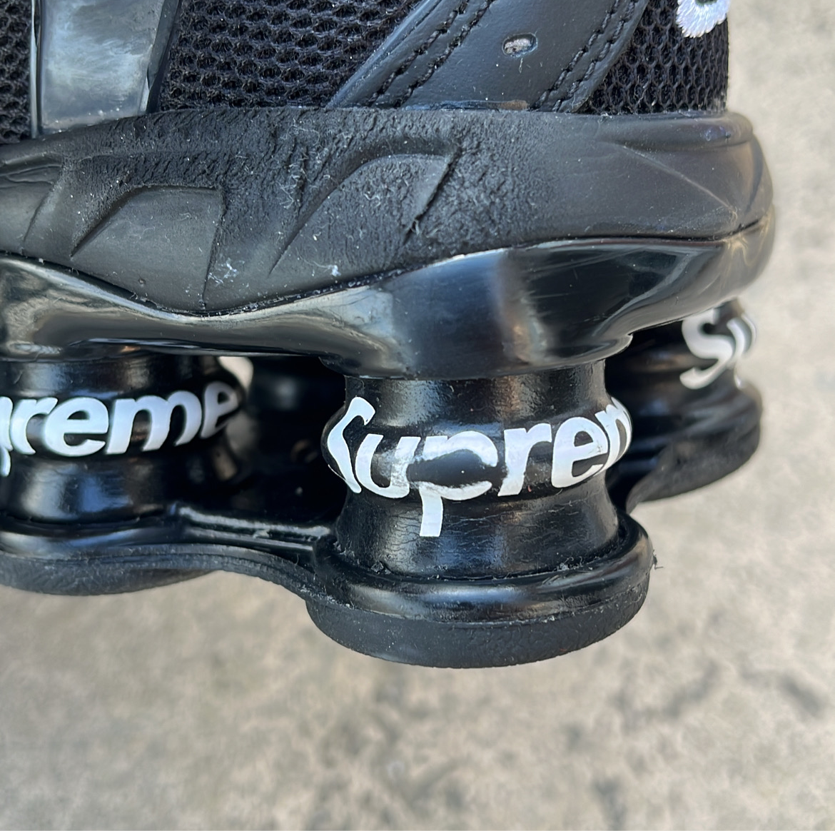 Shox Supreme Black - EU44.5 / US10.5 / UK9.5