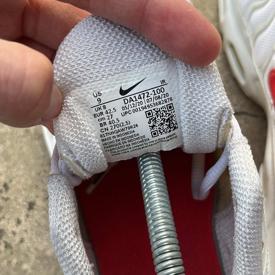 Tn Supreme White - EU42.5 / US9 / UK8