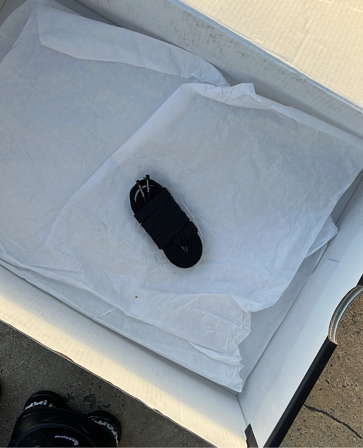 Shox Supreme Black - EU44.5 / US10.5 / UK9.5