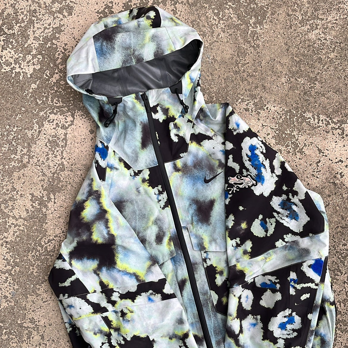 Nike x Nocta Opal Gore-Tex Jacket White - M