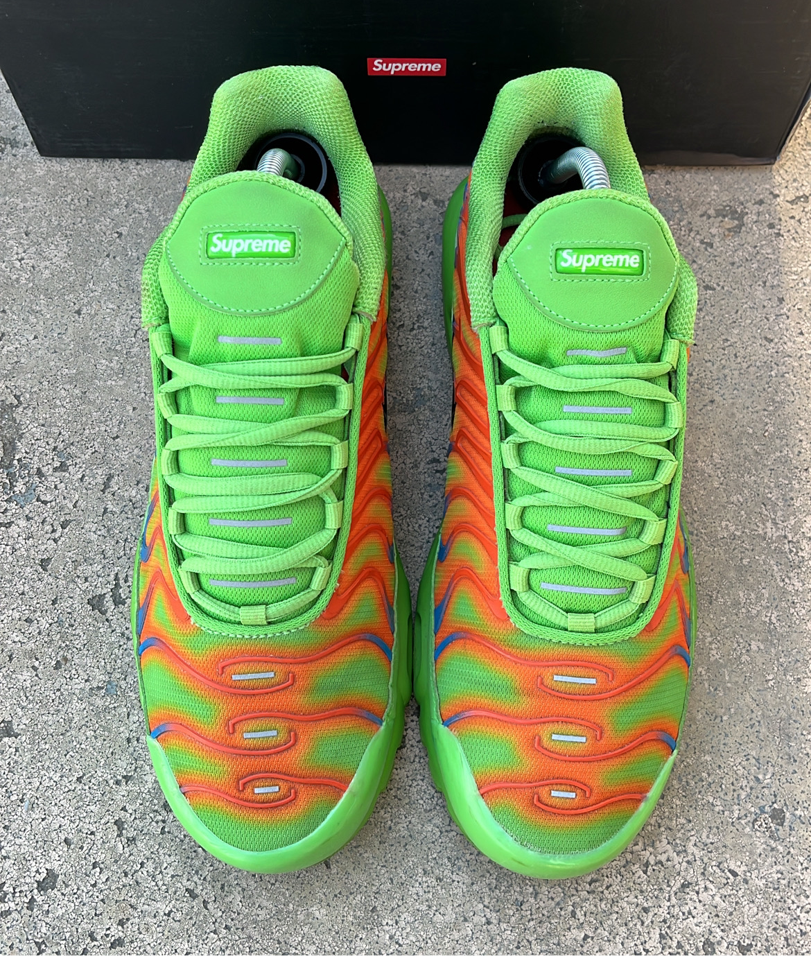 Tn Supreme Green - EU43 / US9.5 / UK8.5