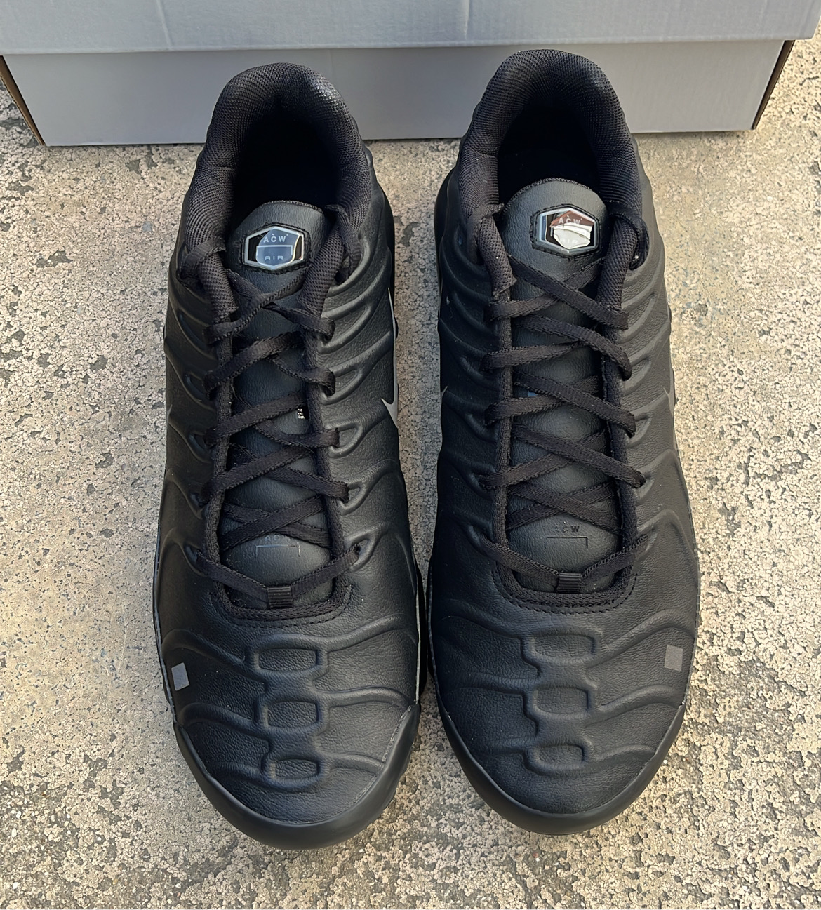 TN A Cold Wall Black - EU42.5 / US9 / UK8
