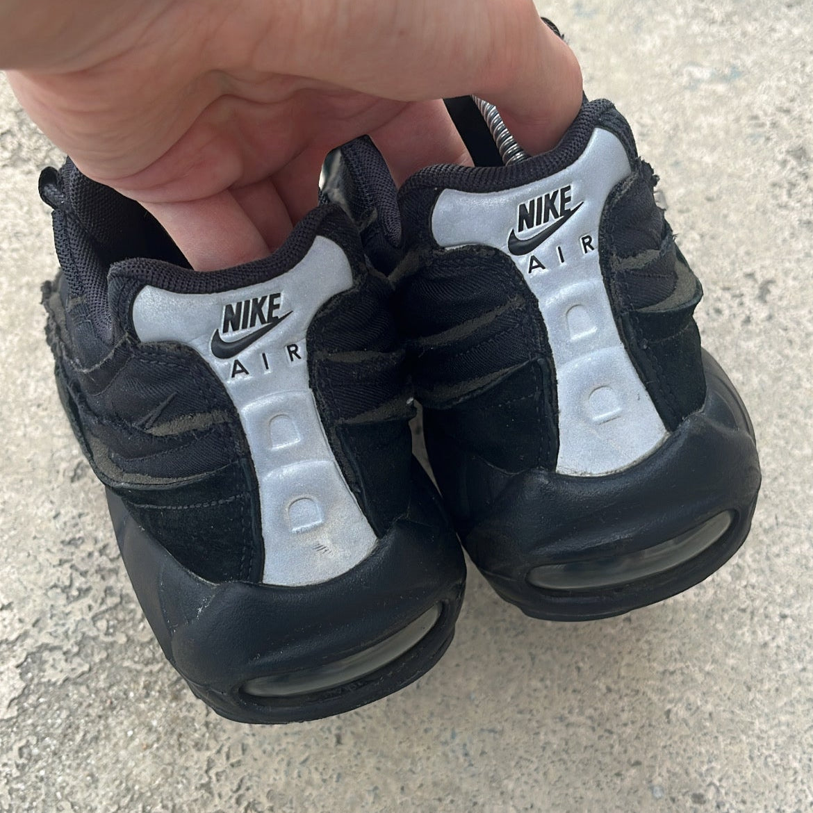 Air Max 95 CDG Black - EU42 / US8.5 / UK7.5