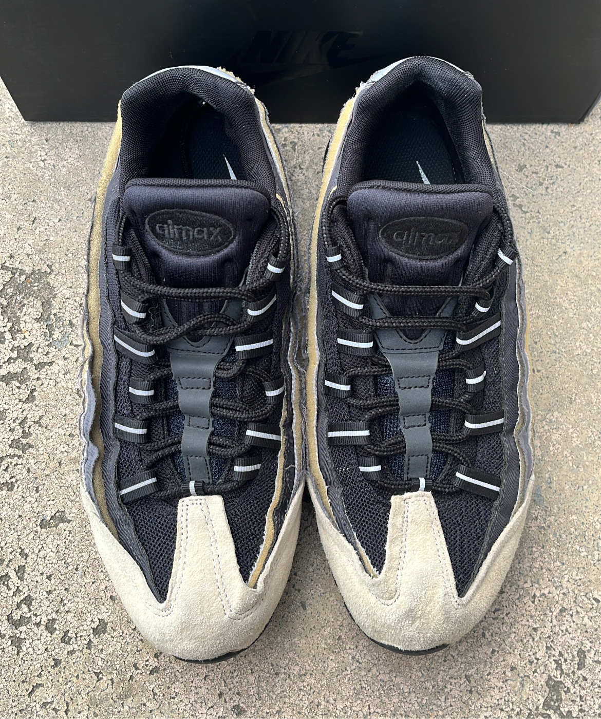 Air Max 95 CDG Grey - EU42,5 / US9 / UK8