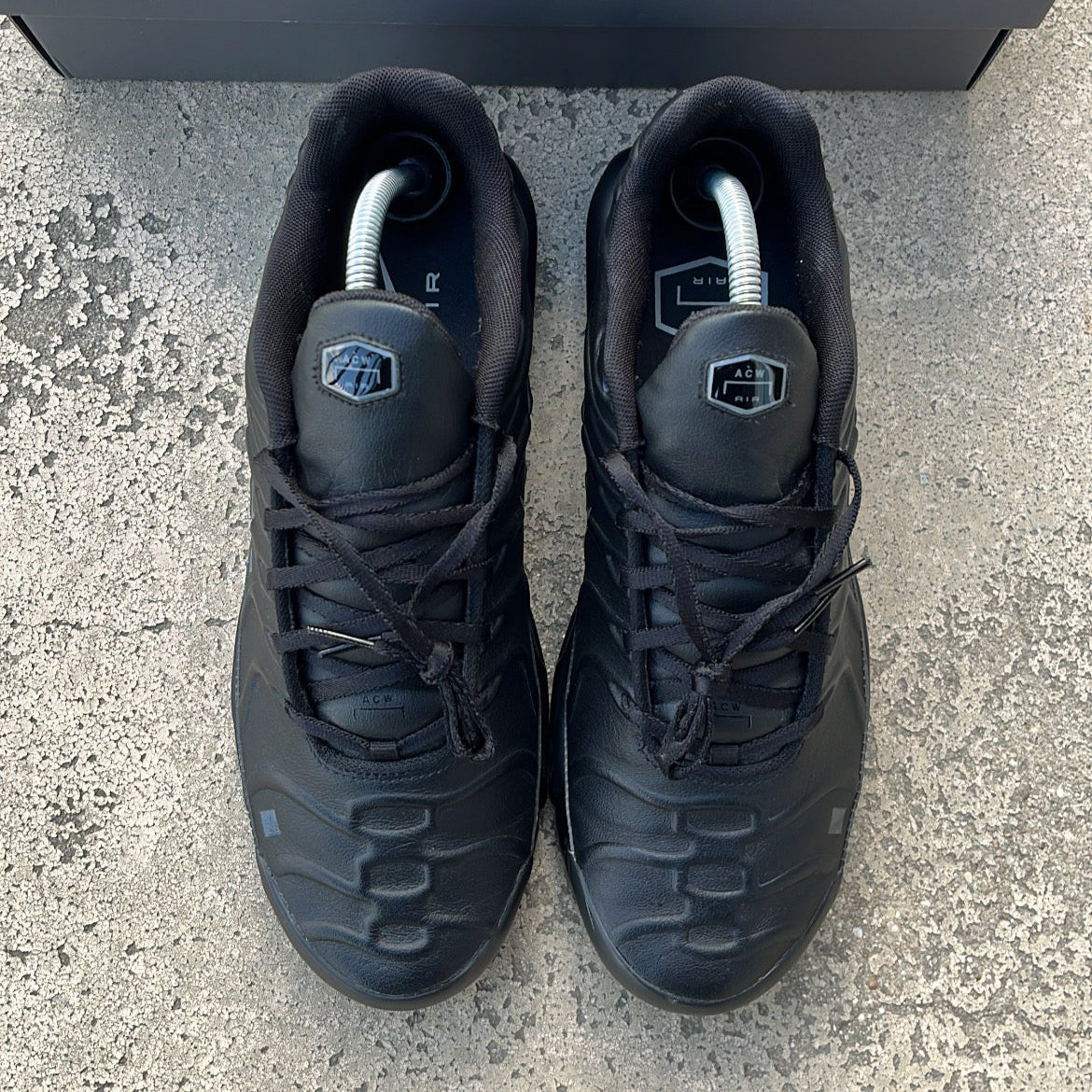 TN A Cold Wall Black - EU42.5 / US9 / UK8