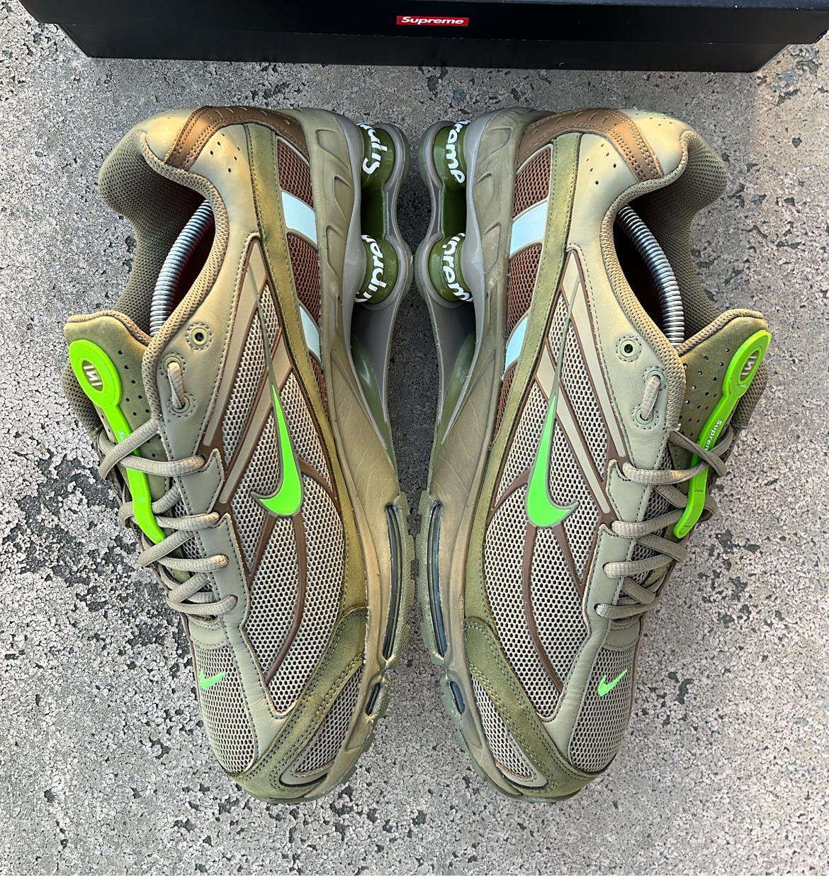 Shox Supreme Kaki - EU46 / US12 / UK11
