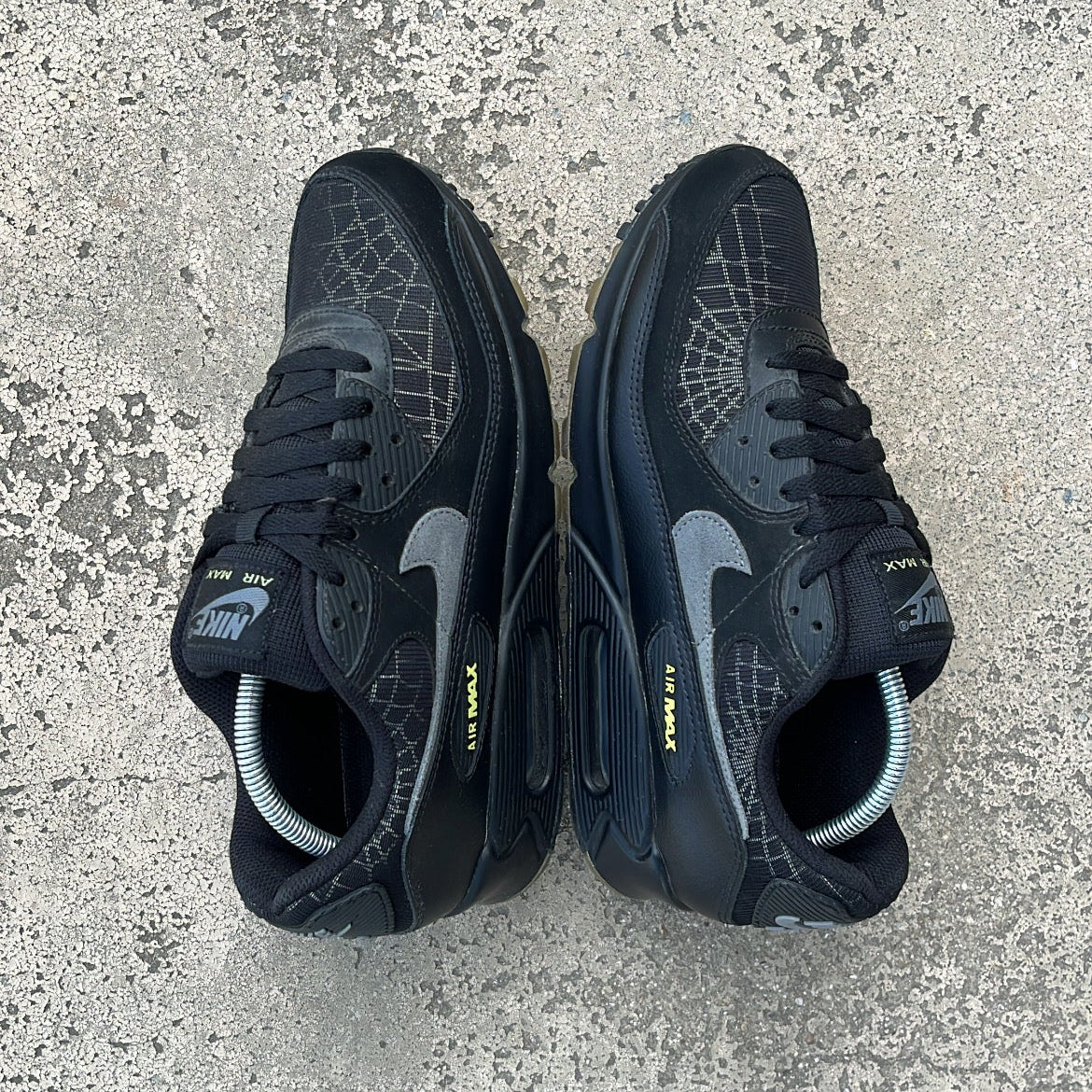 Air Max 90 Halloween - EU43 / US9.5 / UK8.5