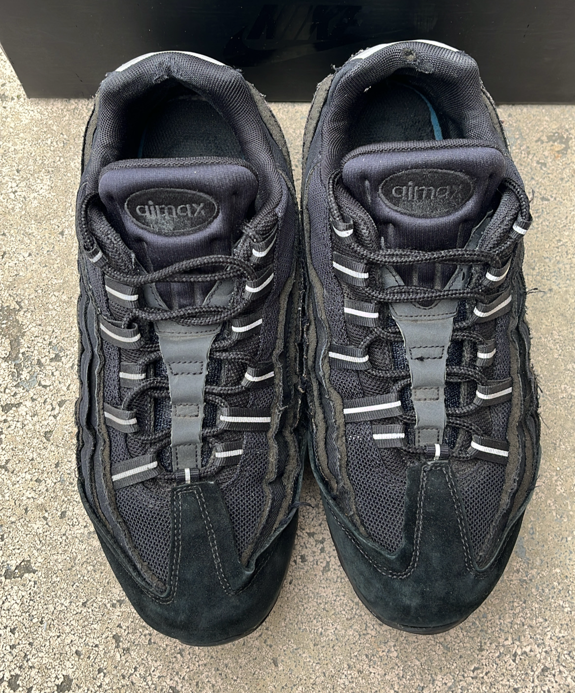 Air Max 95 CDG Black - EU42.5 / US9 / UK8