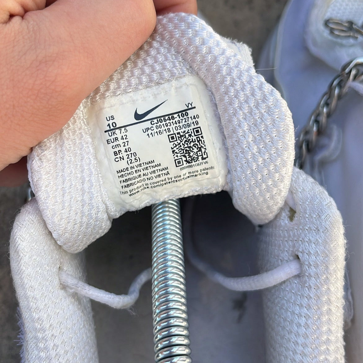 Shox CDG White - EU42 / US8.5 / UK7.5