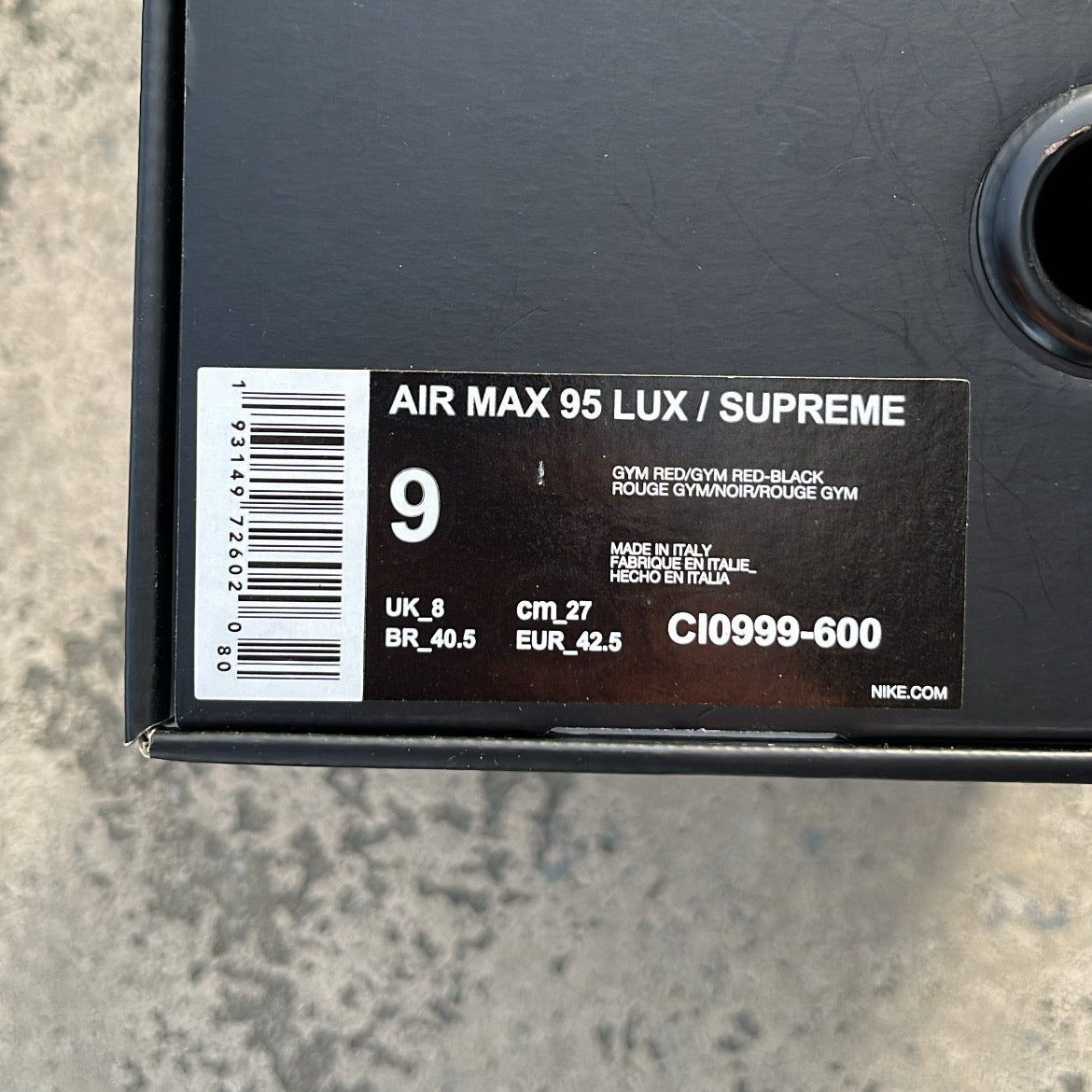 Air Max 95 Supreme Red - EU42.5 / US9 / UK8