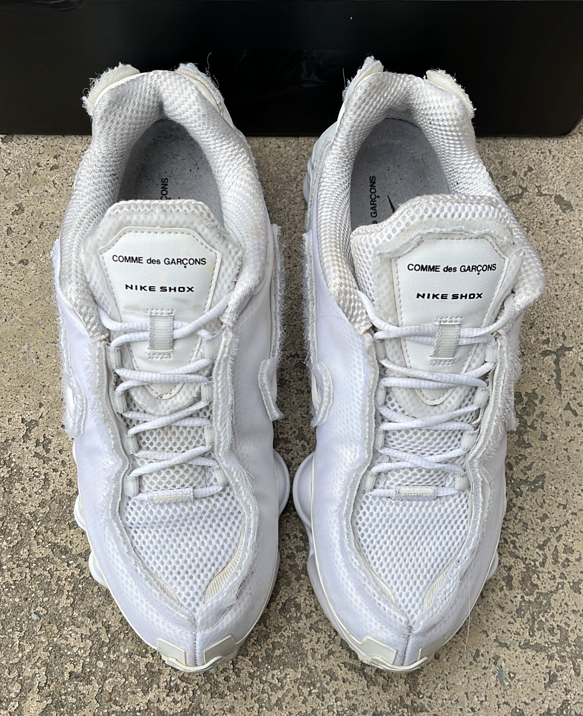Shox CDG White - EU42 / US8.5 / UK7.5