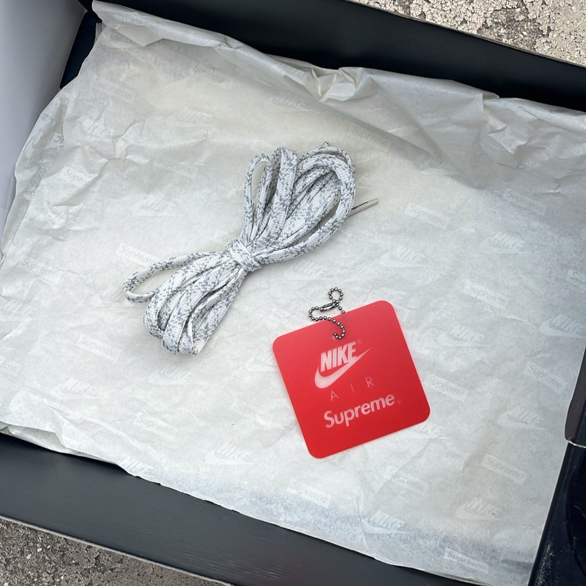 Air Max 98TL Supreme White - EU43 / US9.5 / UK8.5
