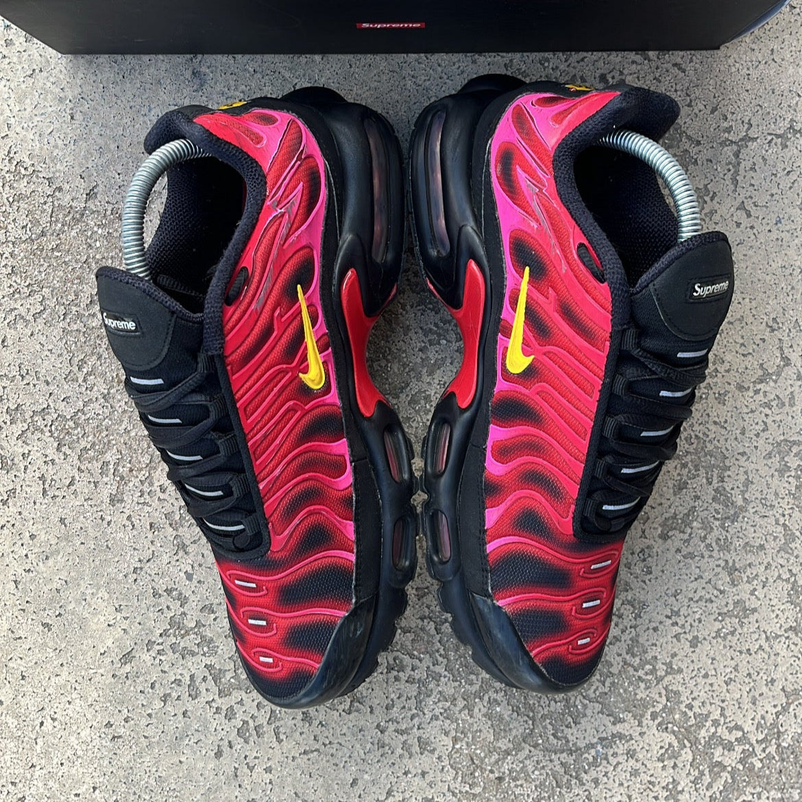 Tn Supreme Red - EU41 / US8 / UK7