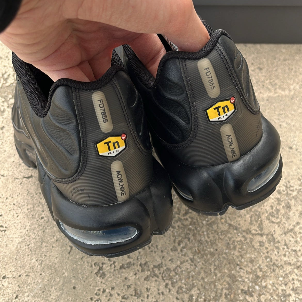 TN A Cold Wall Black - EU43 / US9.5 / UK8.5
