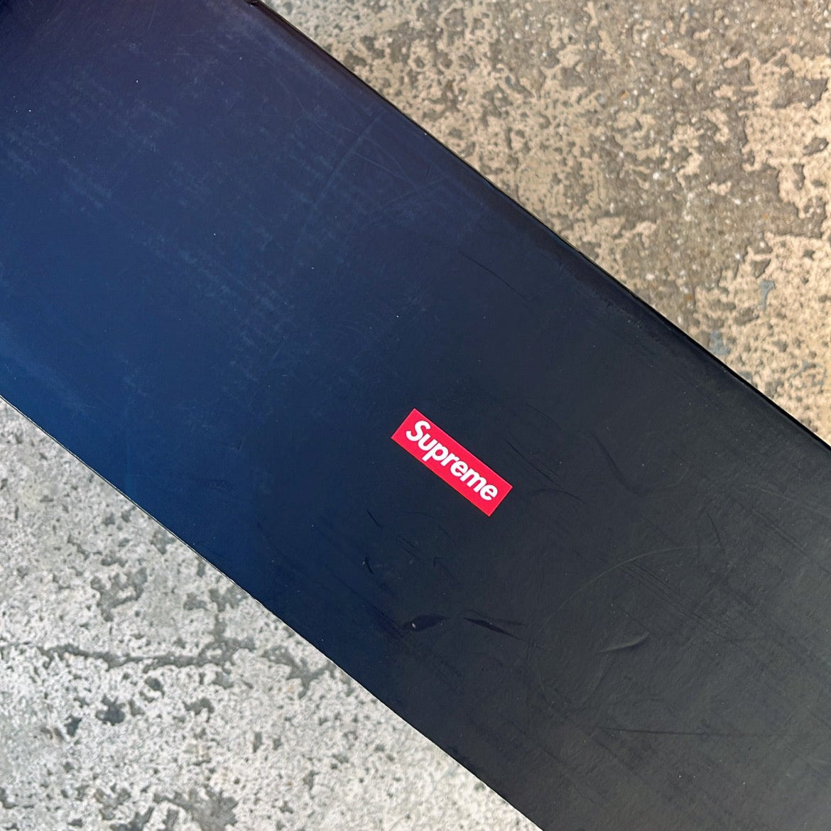 Tn Supreme Red - EU42.5 / US9 / UK8