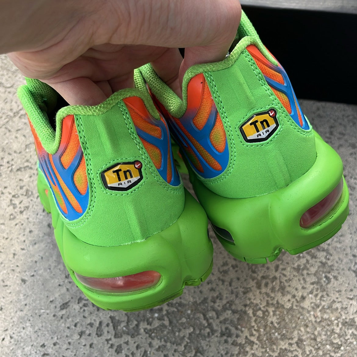 Tn Supreme Green - EU42 / US8.5 / UK7.5