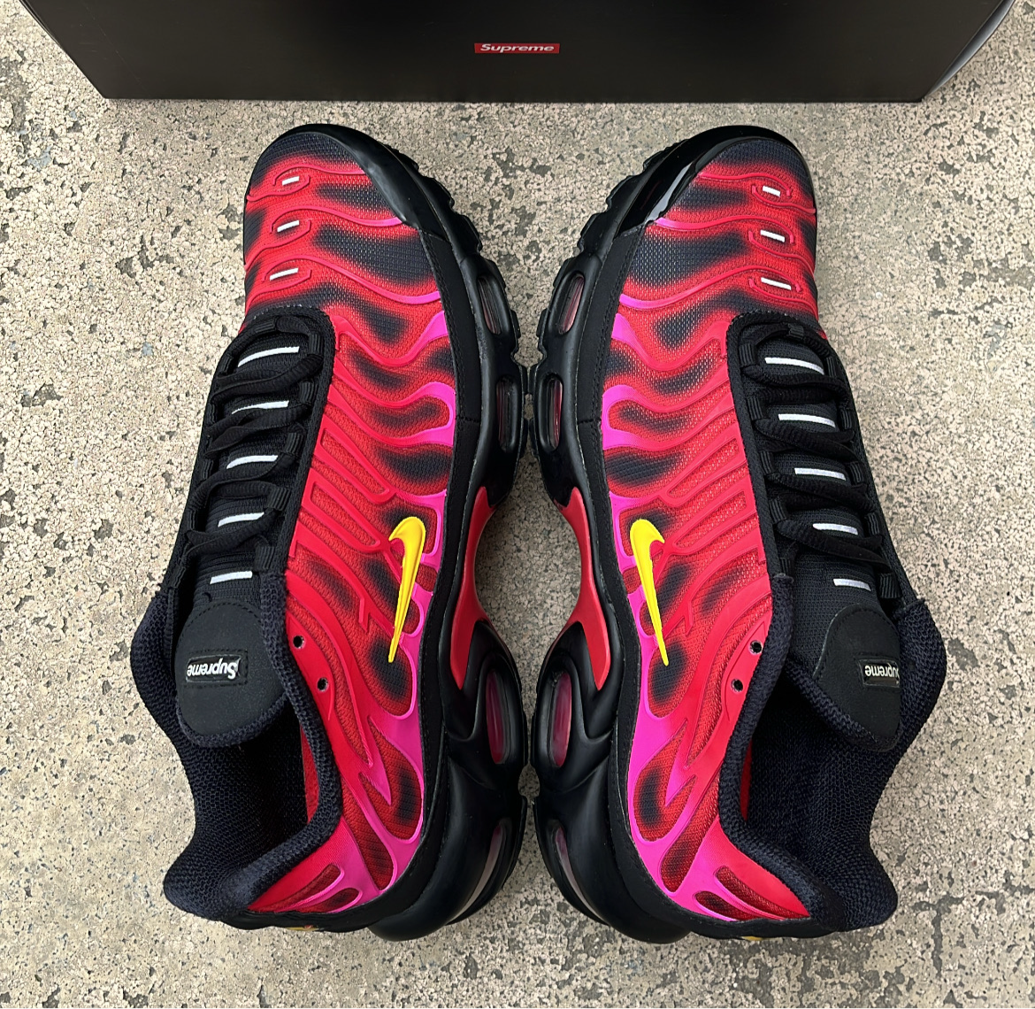 Tn Supreme Red - EU41 / US8 / UK7