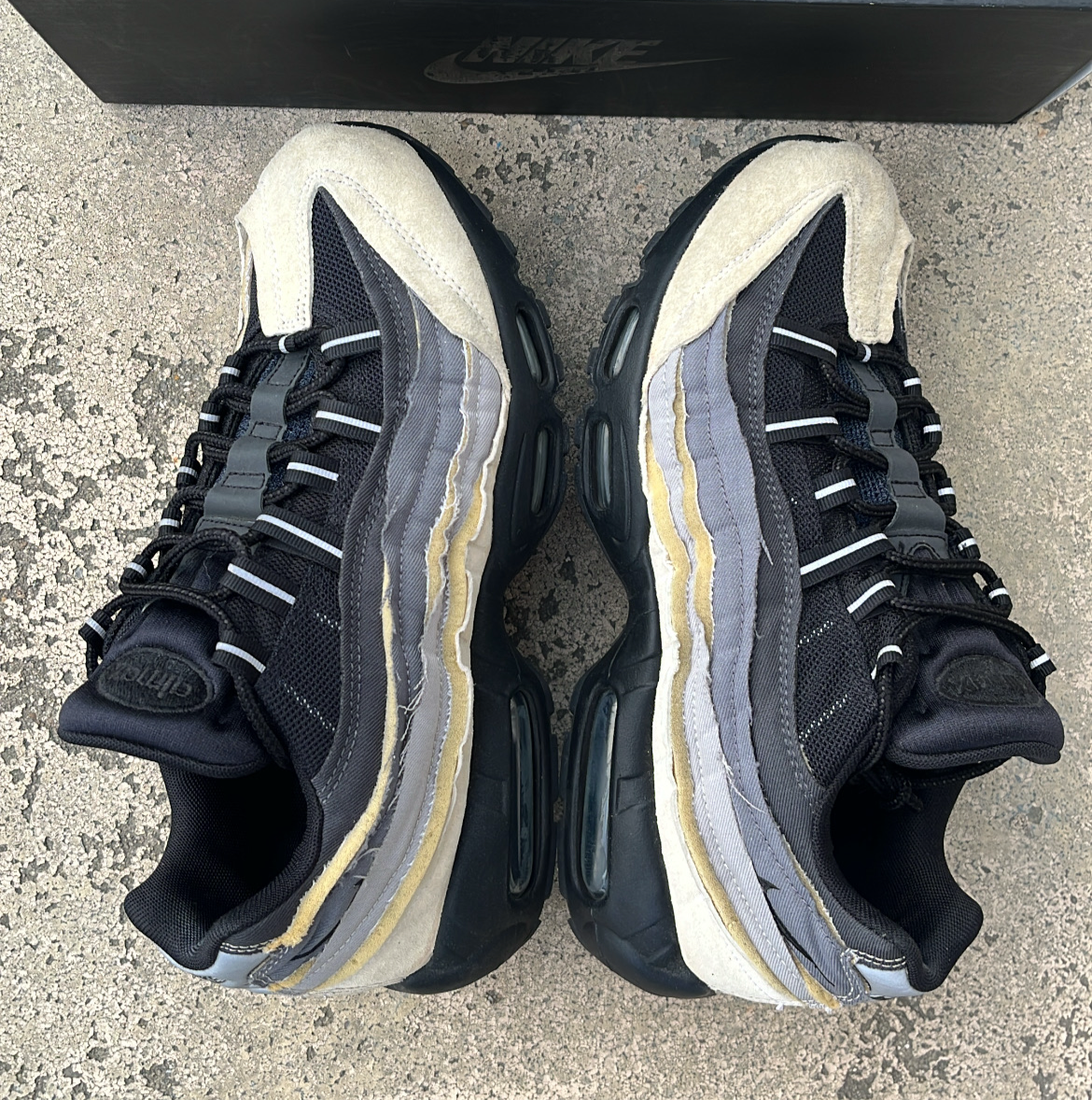 Air Max 95 CDG Grey - EU42,5 / US9 / UK8