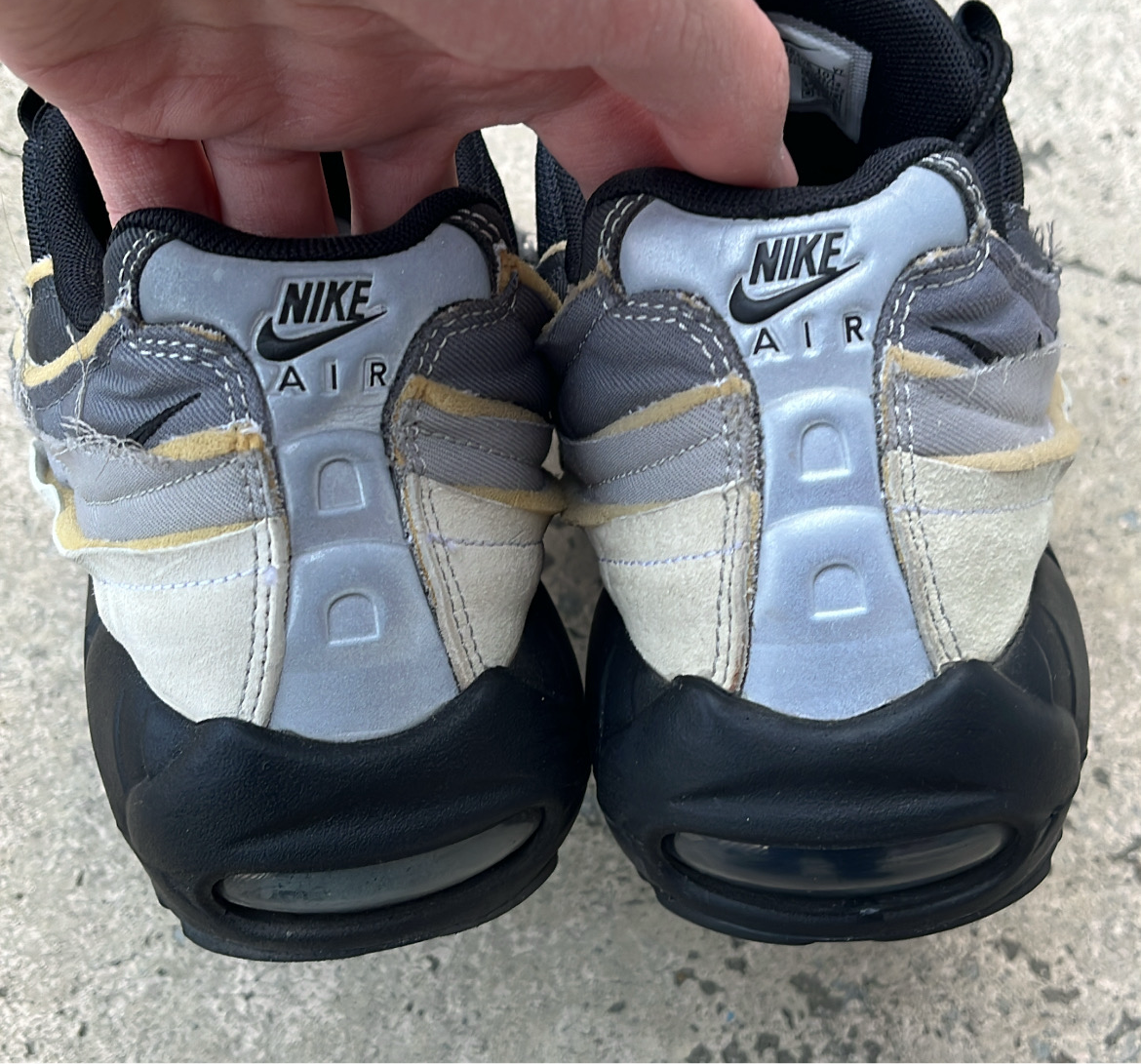 Air Max 95 CDG Grey - EU42,5 / US 9 / UK8