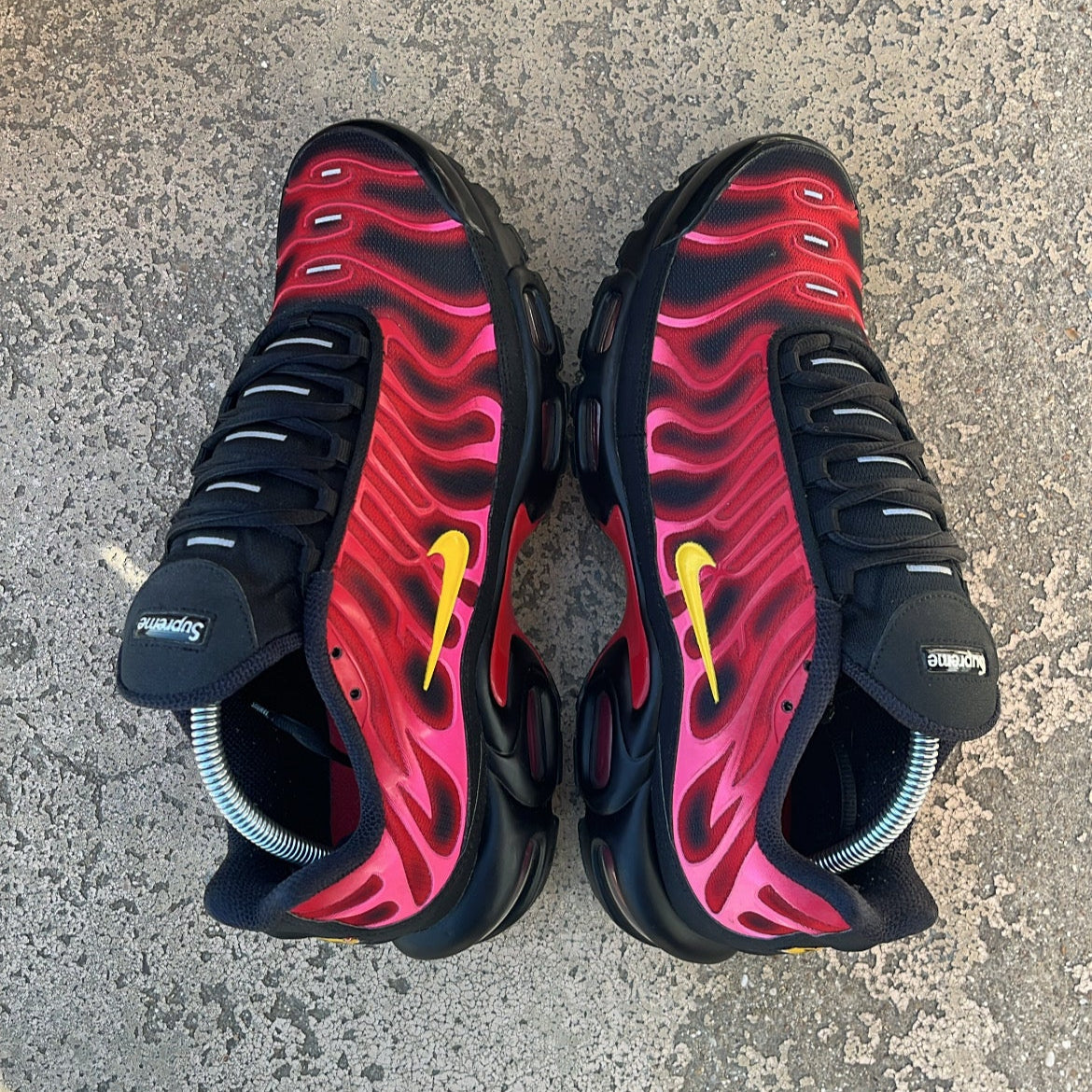 Tn Supreme Red - EU42.5 / US9 / UK8