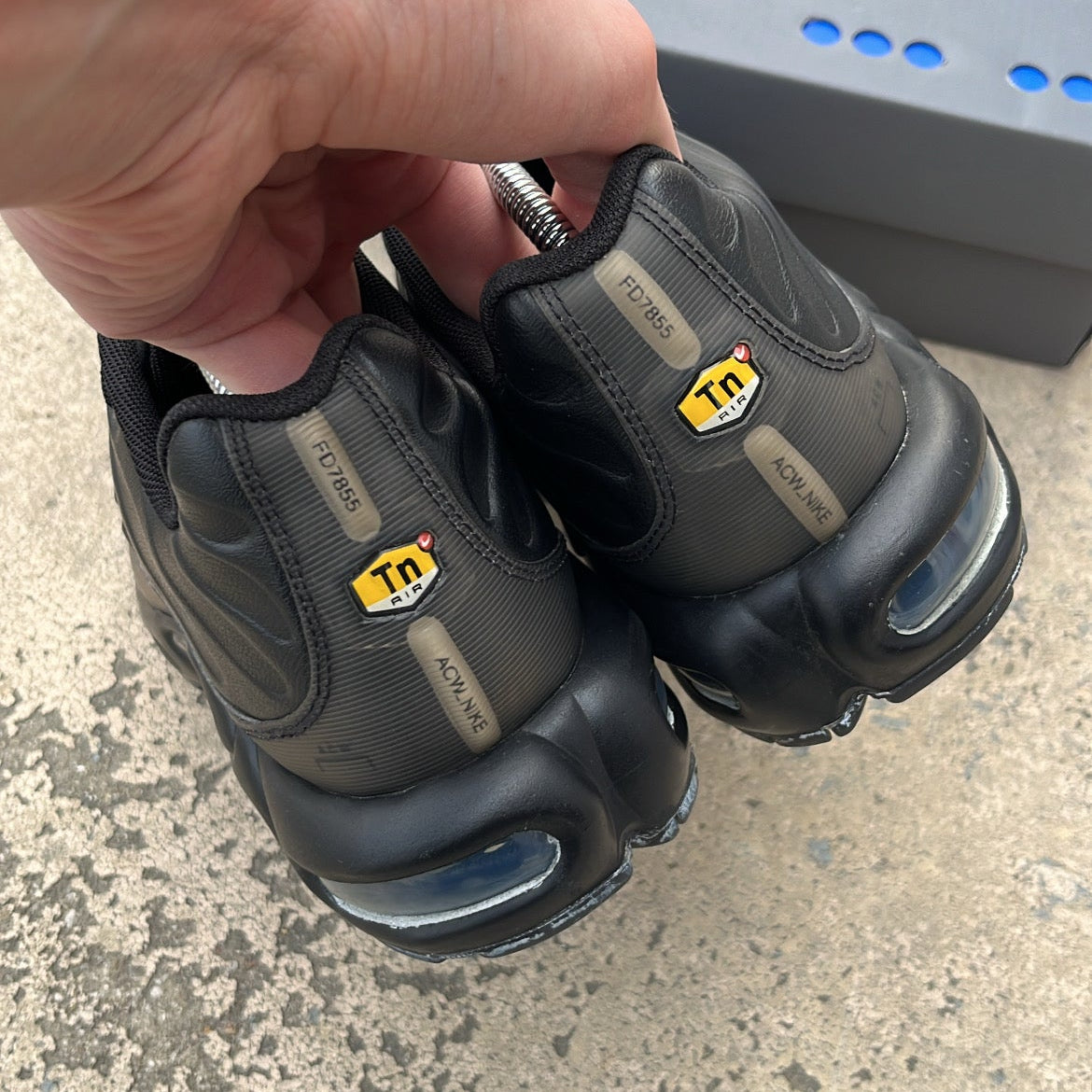 TN A Cold Wall Black - EU40.5 / US7.5 / UK6.5