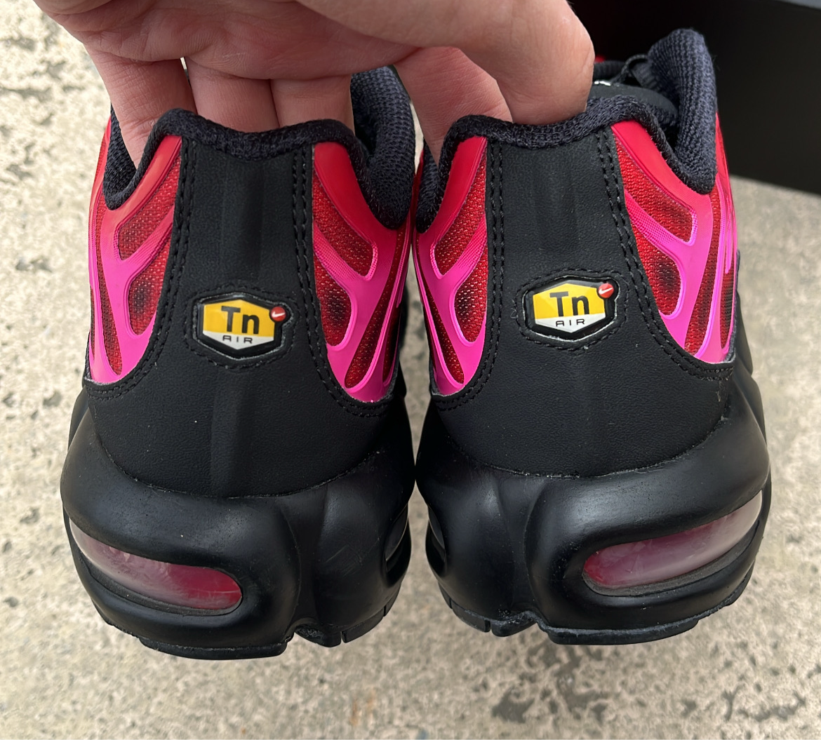 Tn Supreme Red - EU41 / US8 / UK7