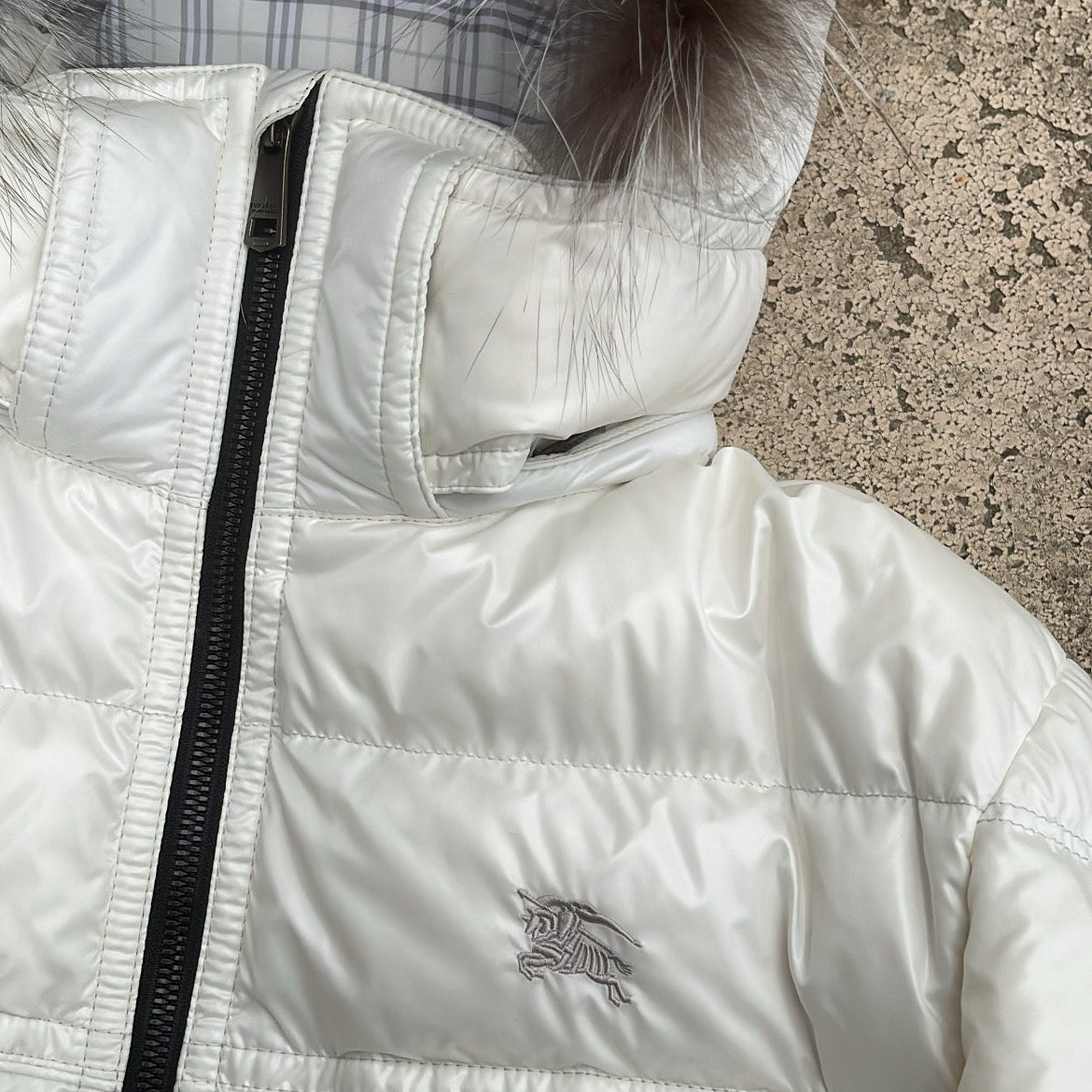 Burberry Black Label Glossy White Jacket - L - Real Silver Fox Fur