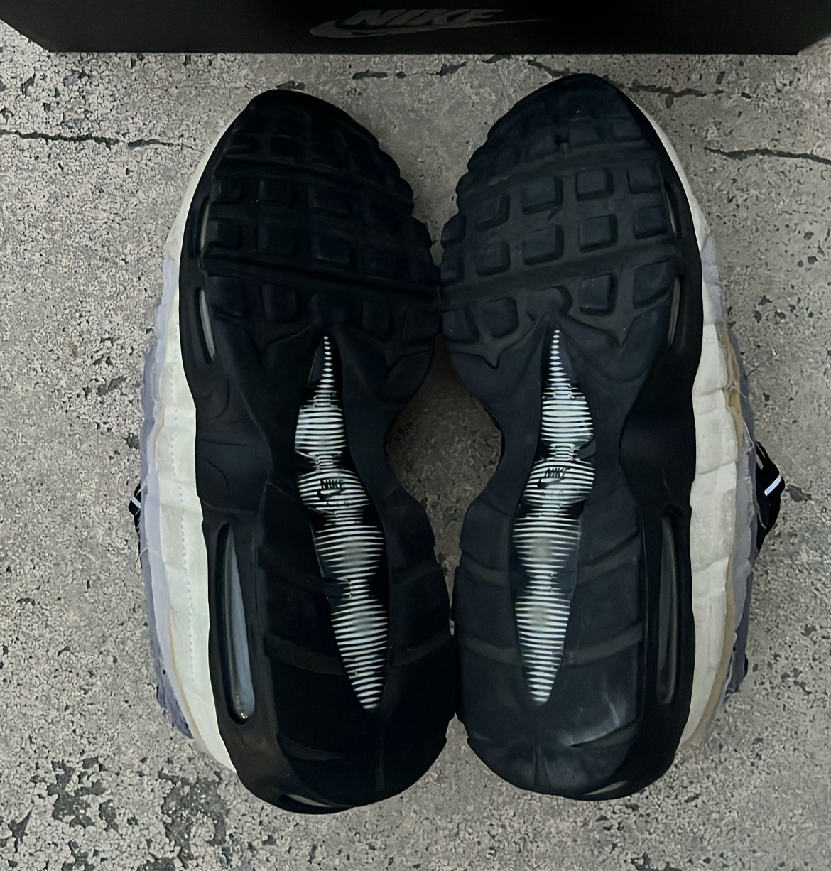 Air Max 95 CDG Grey - EU42,5 / US 9 / UK8