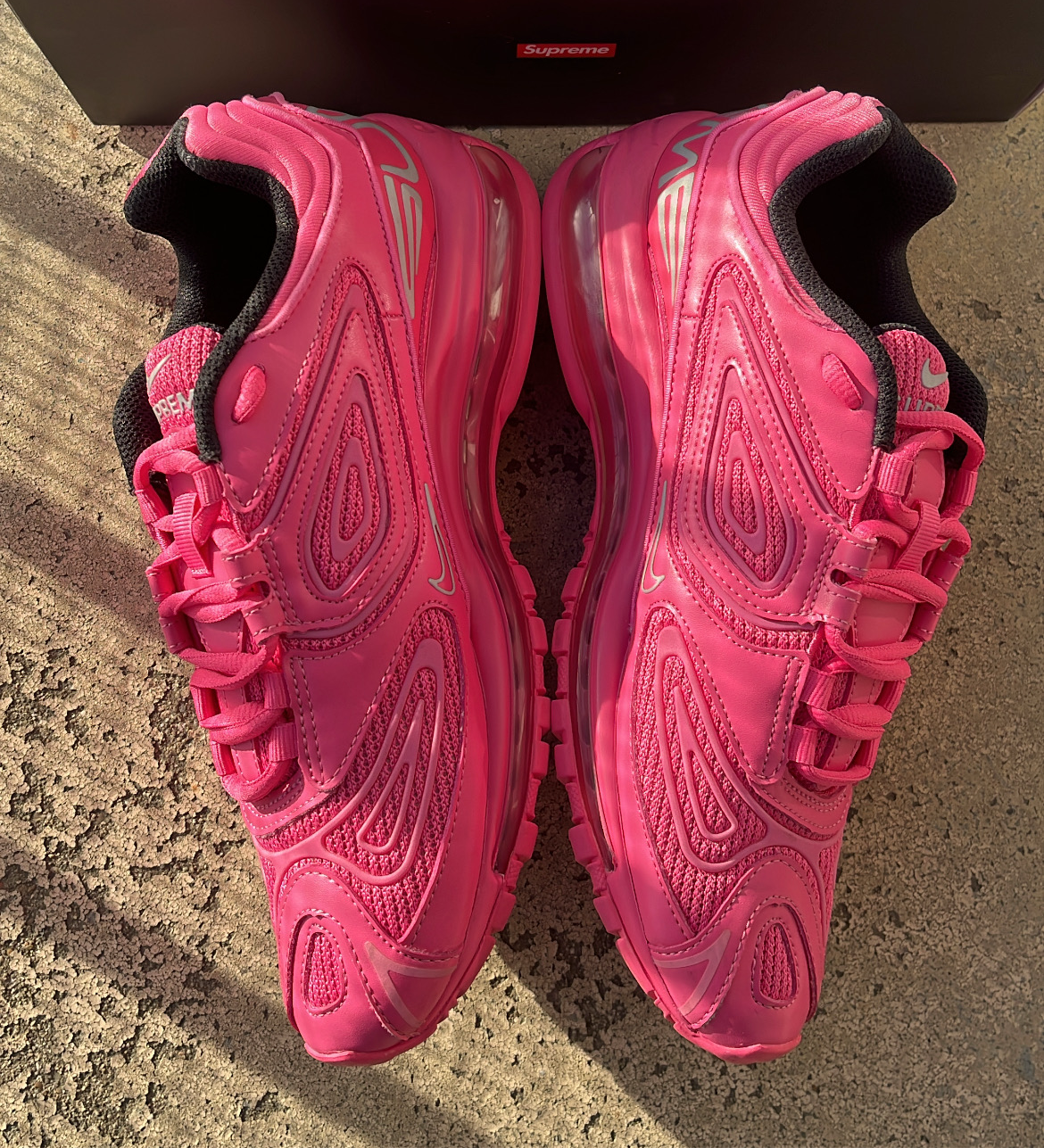 Air Max 98TL Supreme Pink - EU42.5 / US9 / UK8