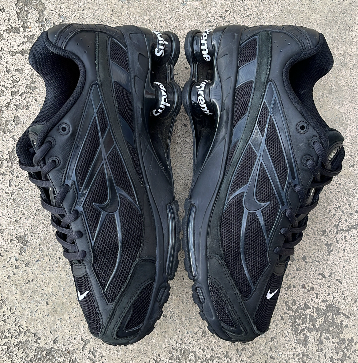 Shox Supreme Black - EU42,5 / US9 / UK8