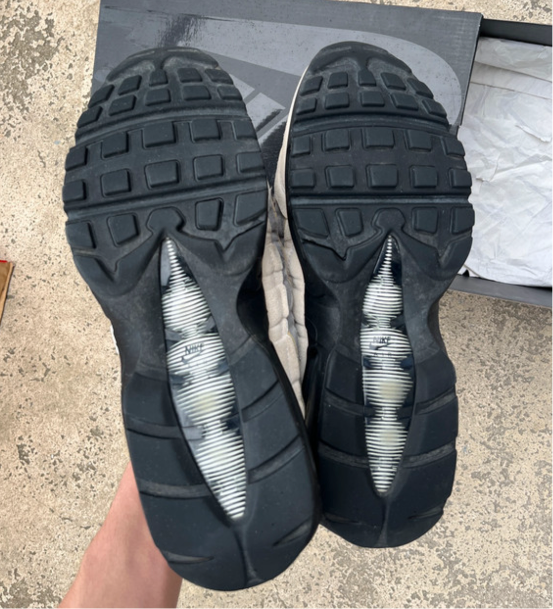 Air Max 95 CDG Grey - EU42,5 / US9 / UK8